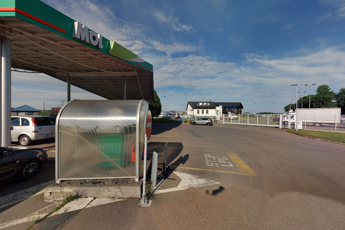 MOL čerpací stanice LPG foto 1