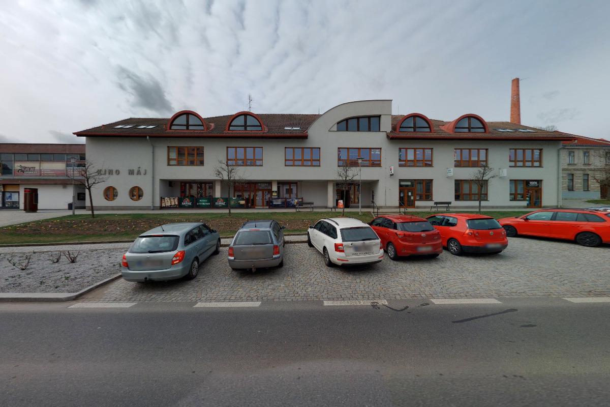 Hronek zahradní technika