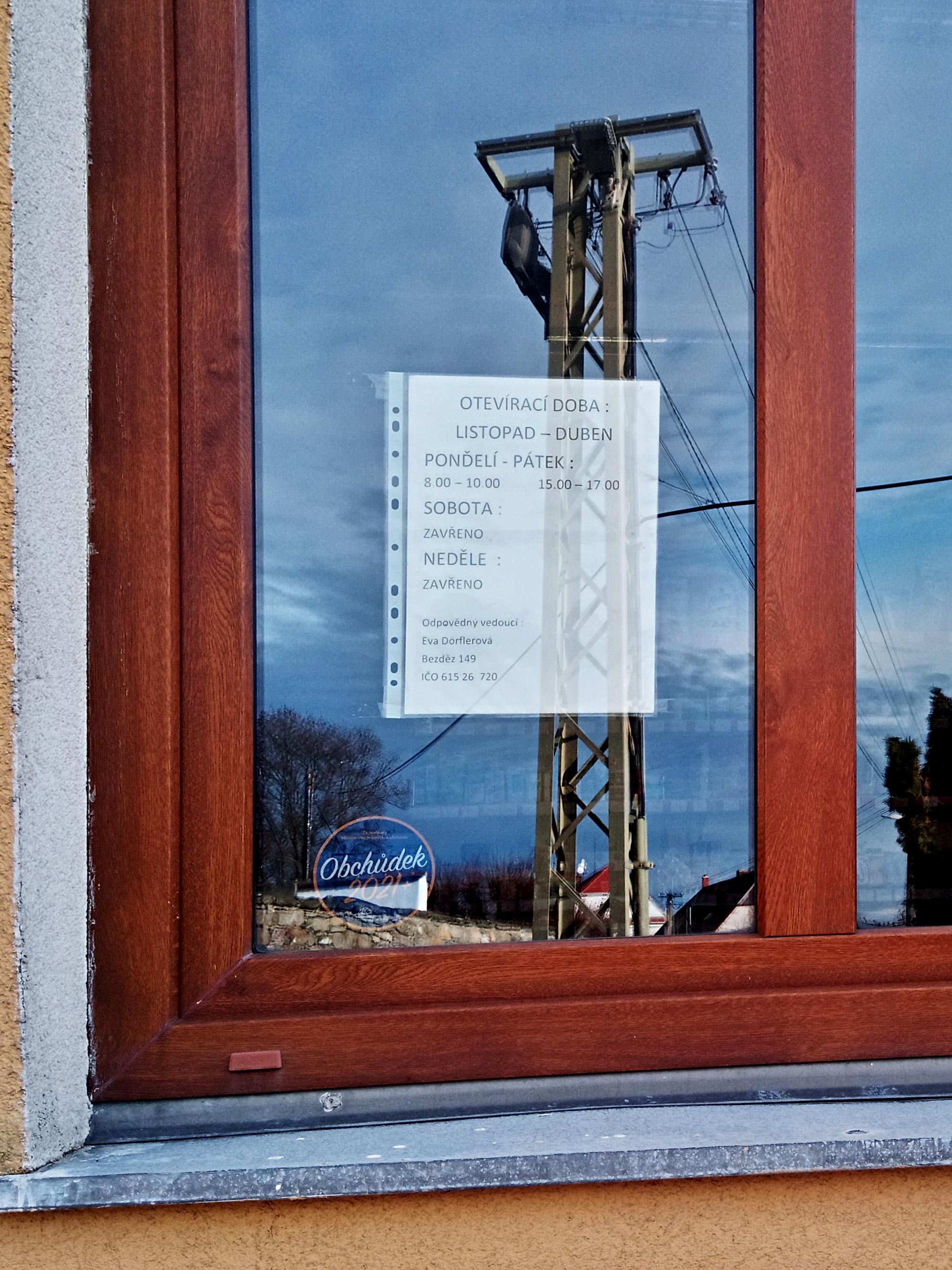 Koloniál pod hradem foto 4