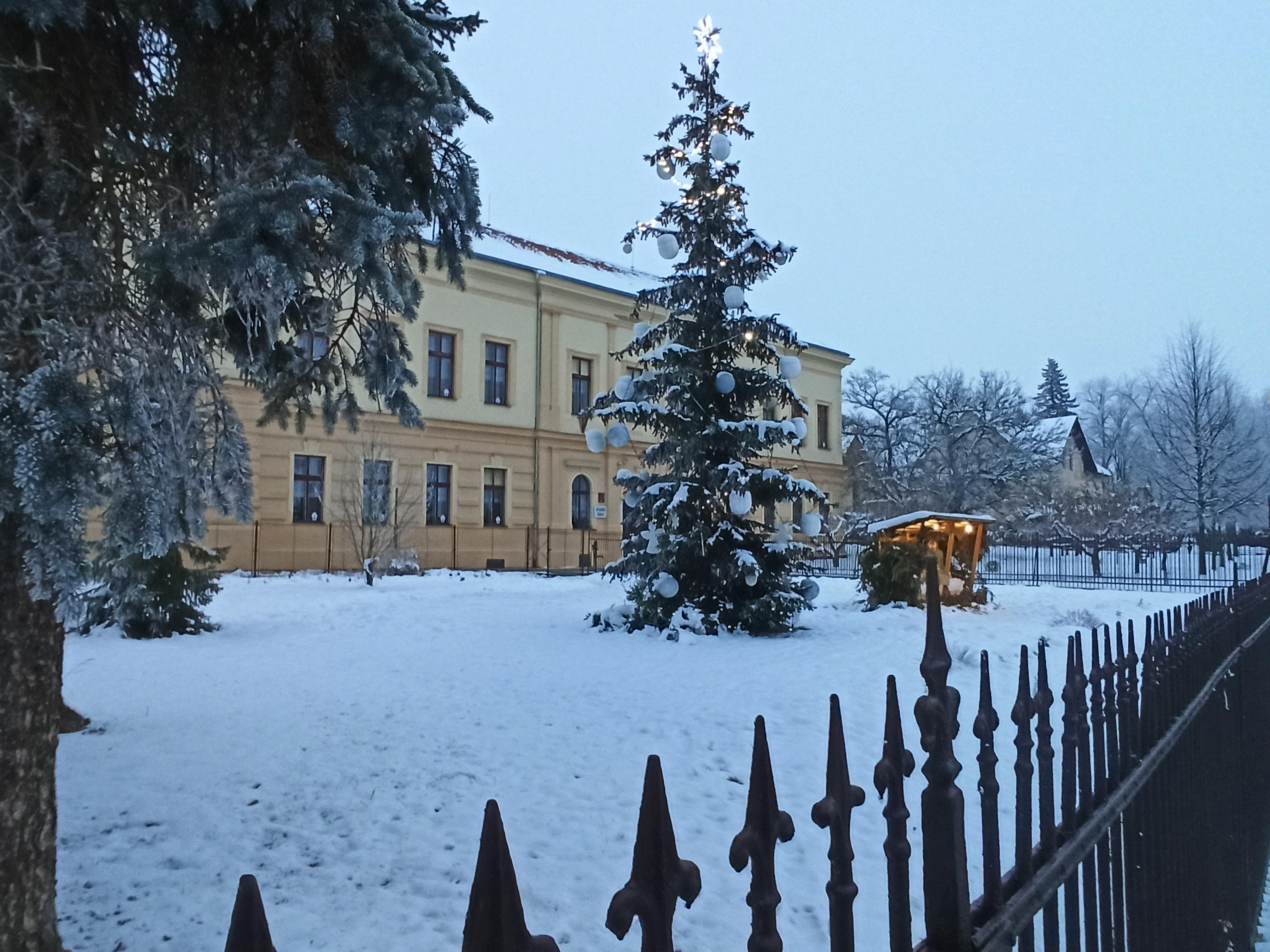 ZŠ a MŠ Kněževes, okres Rakovník foto 5