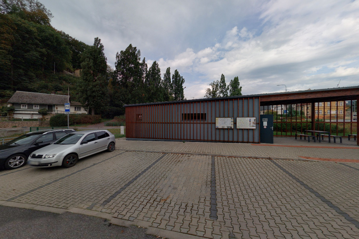 Nabíjecí boxy Police nad Metují