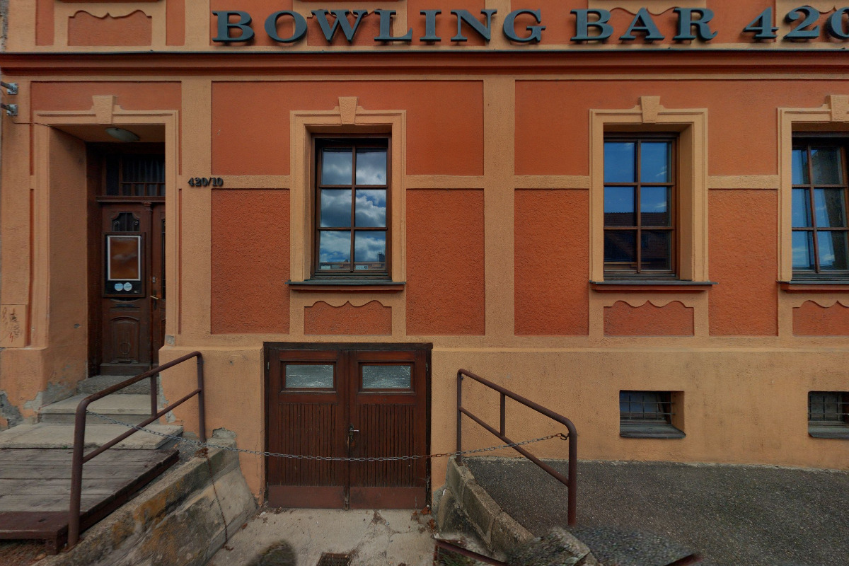 Bowling Bar 420