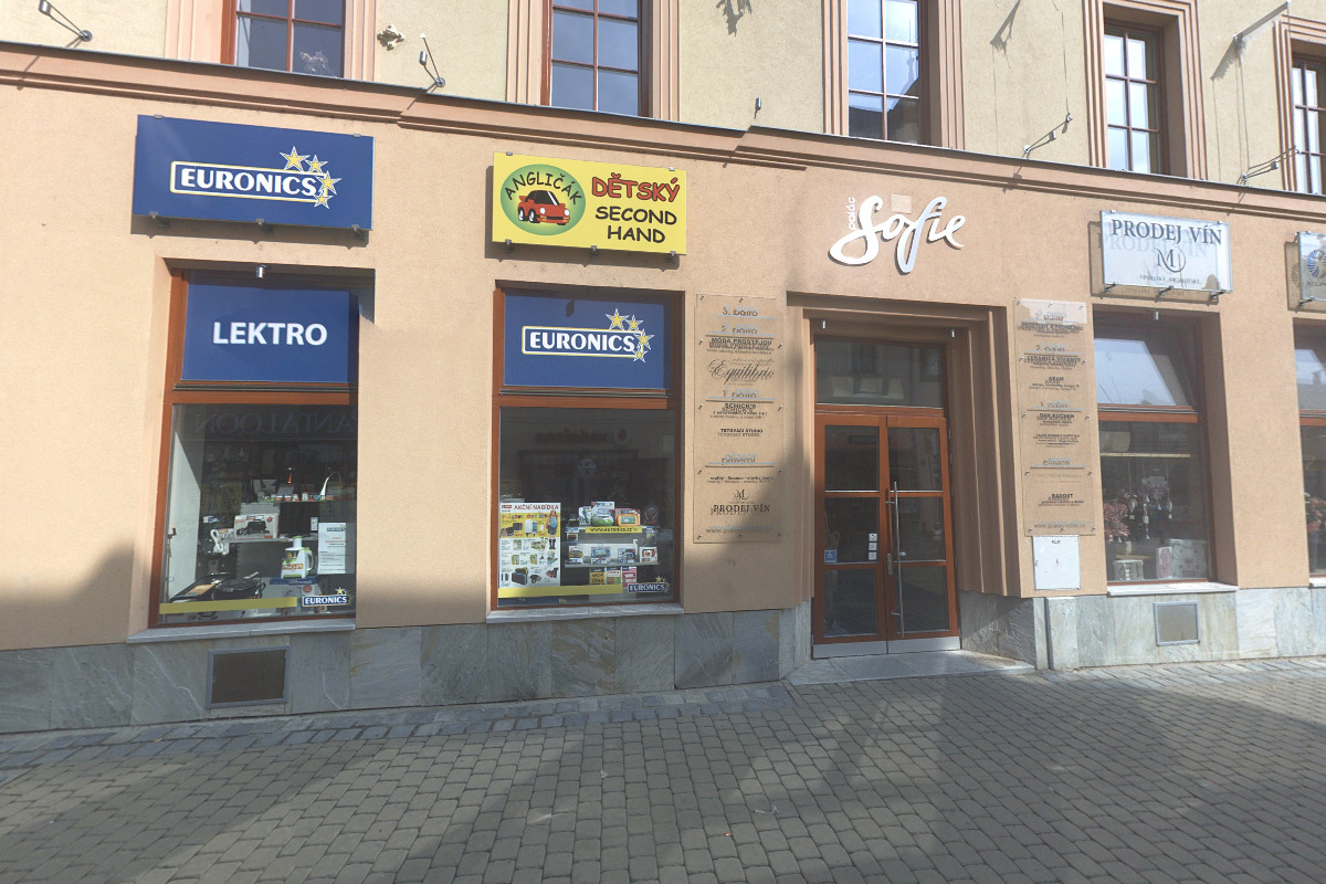 Salon Woman's Happy day