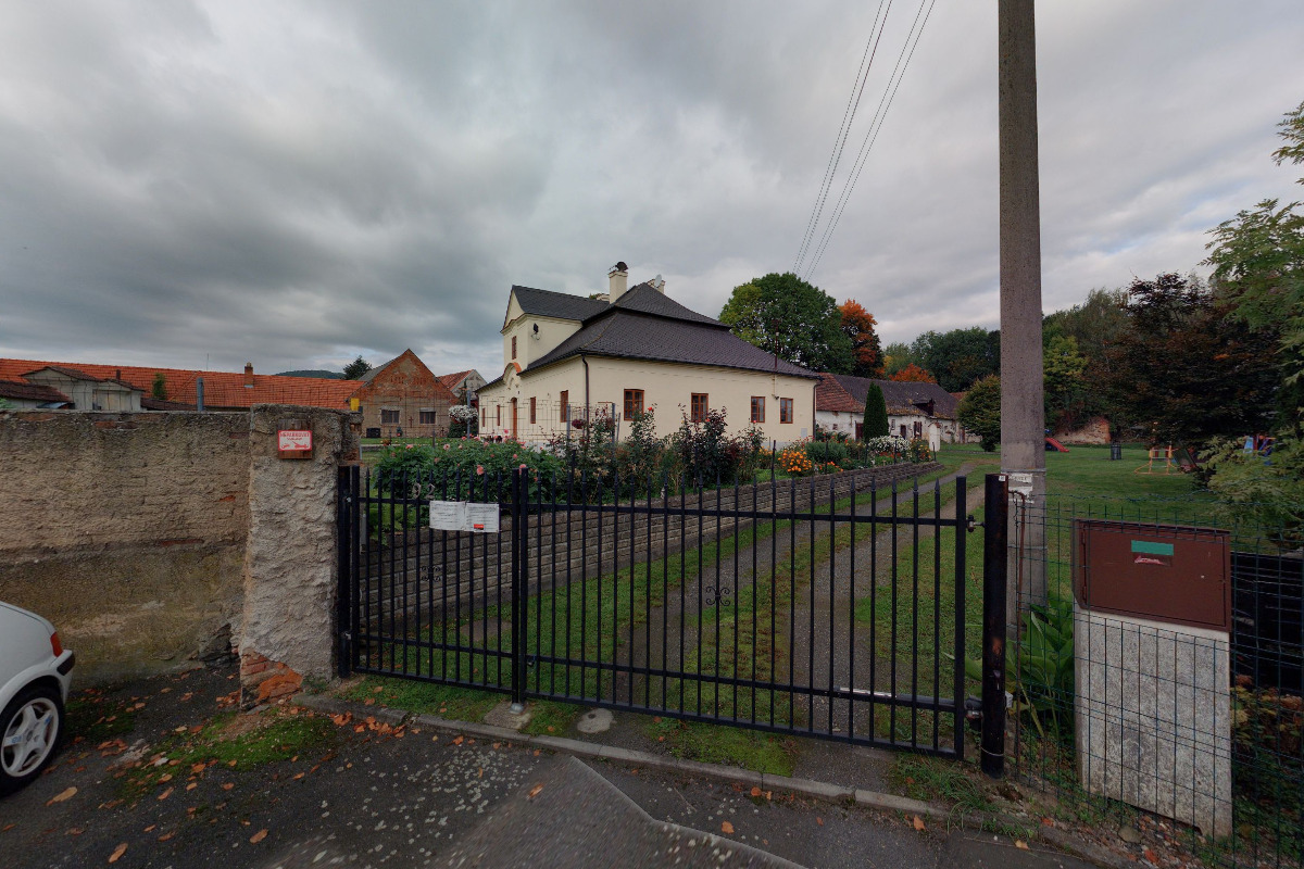 Římskokatolická farnost Švihov