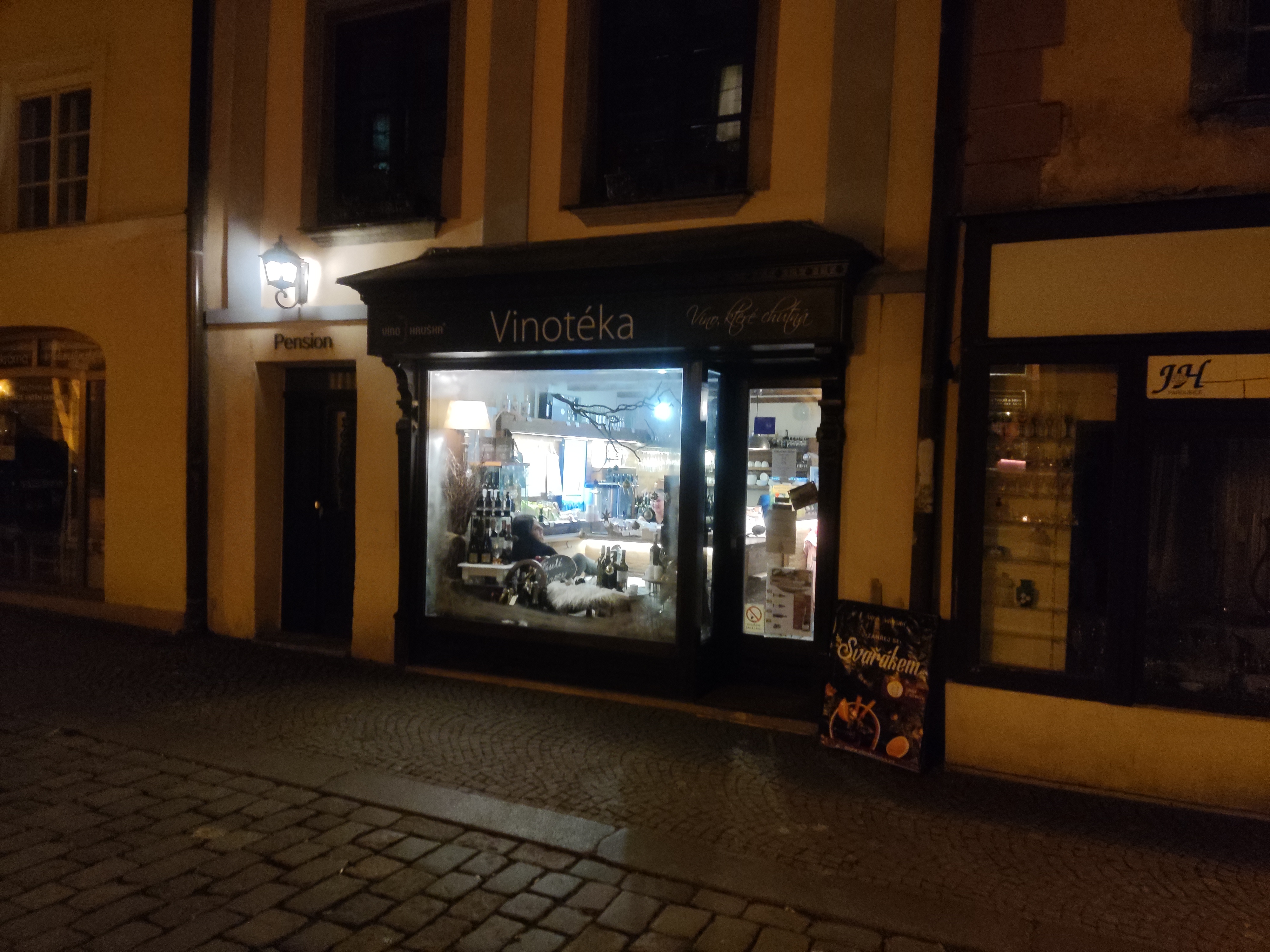 Vinotéka a penzion VÍNO HRUŠKA foto 6