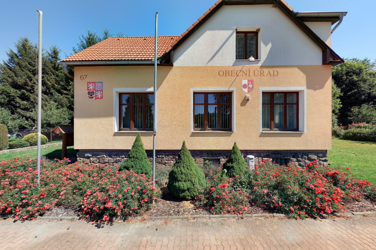 Včelnička - obecní úřad foto 4