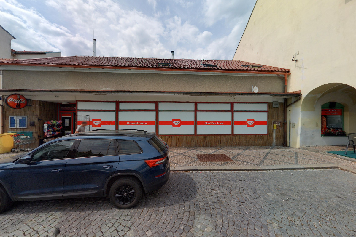 Potraviny Husovo náměstí