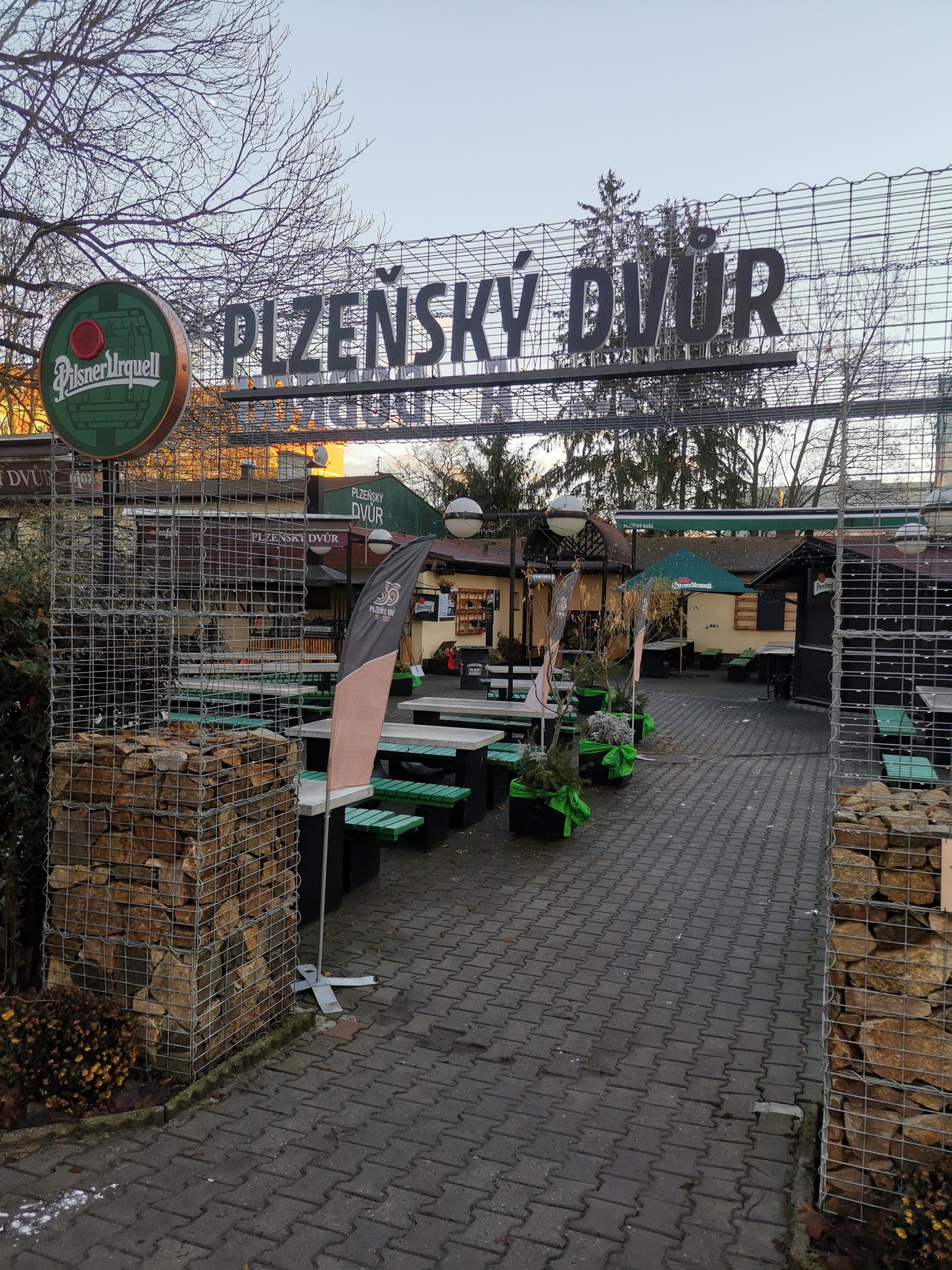 Restaurace Plzeňský dvůr foto 2