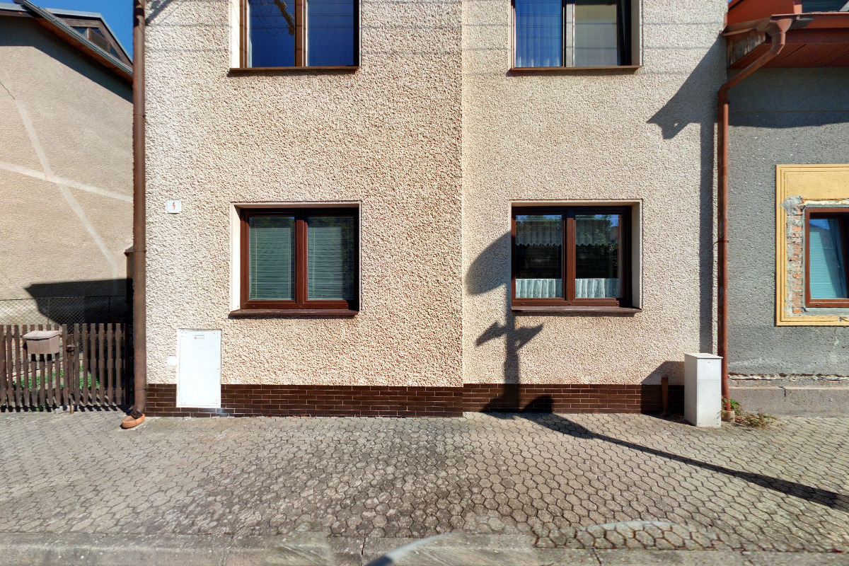 Pure studio - web & design