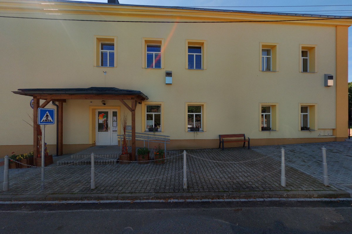 ZŠ a MŠ Bezděkov