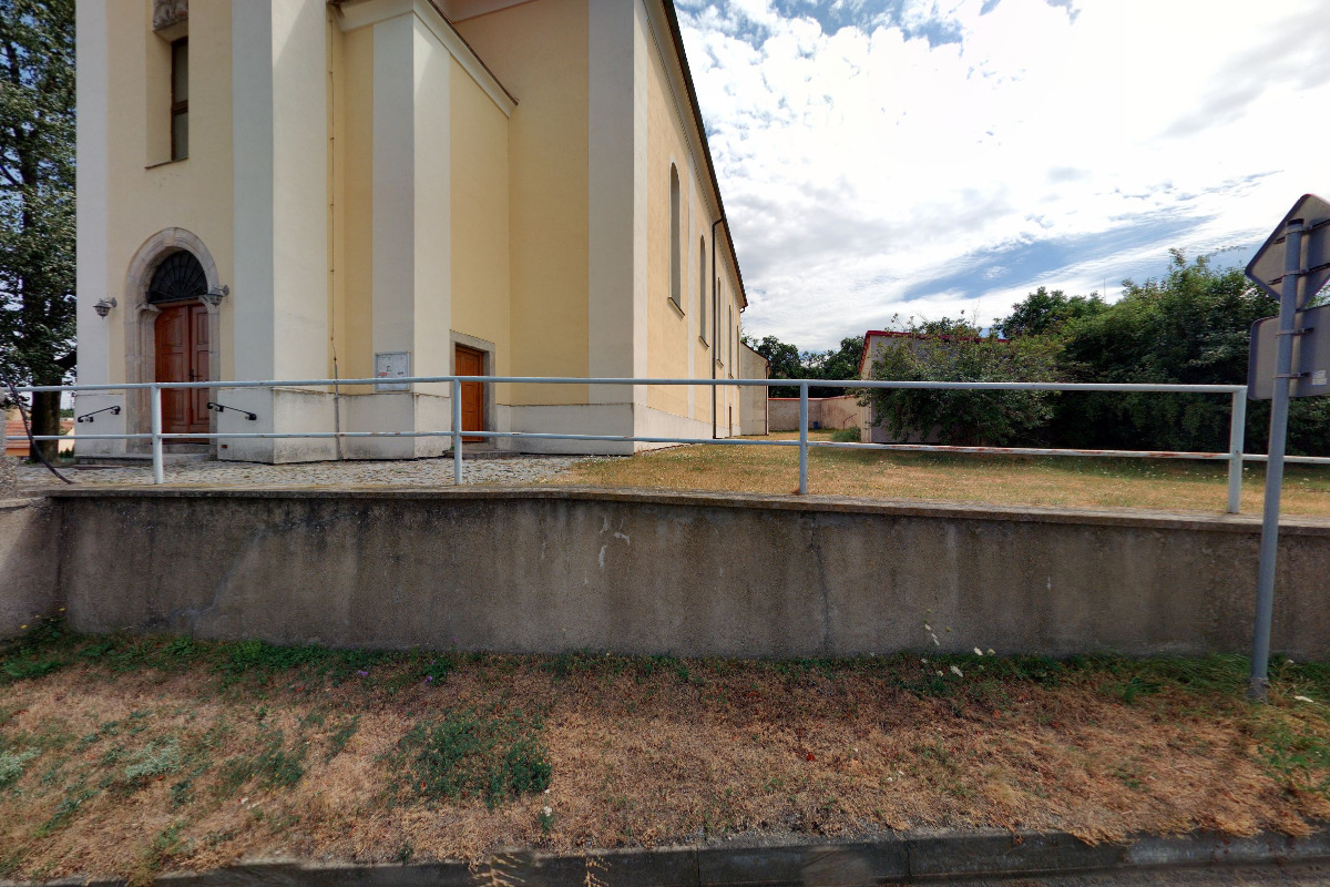 Kostel farní Nejsvětější Trojice