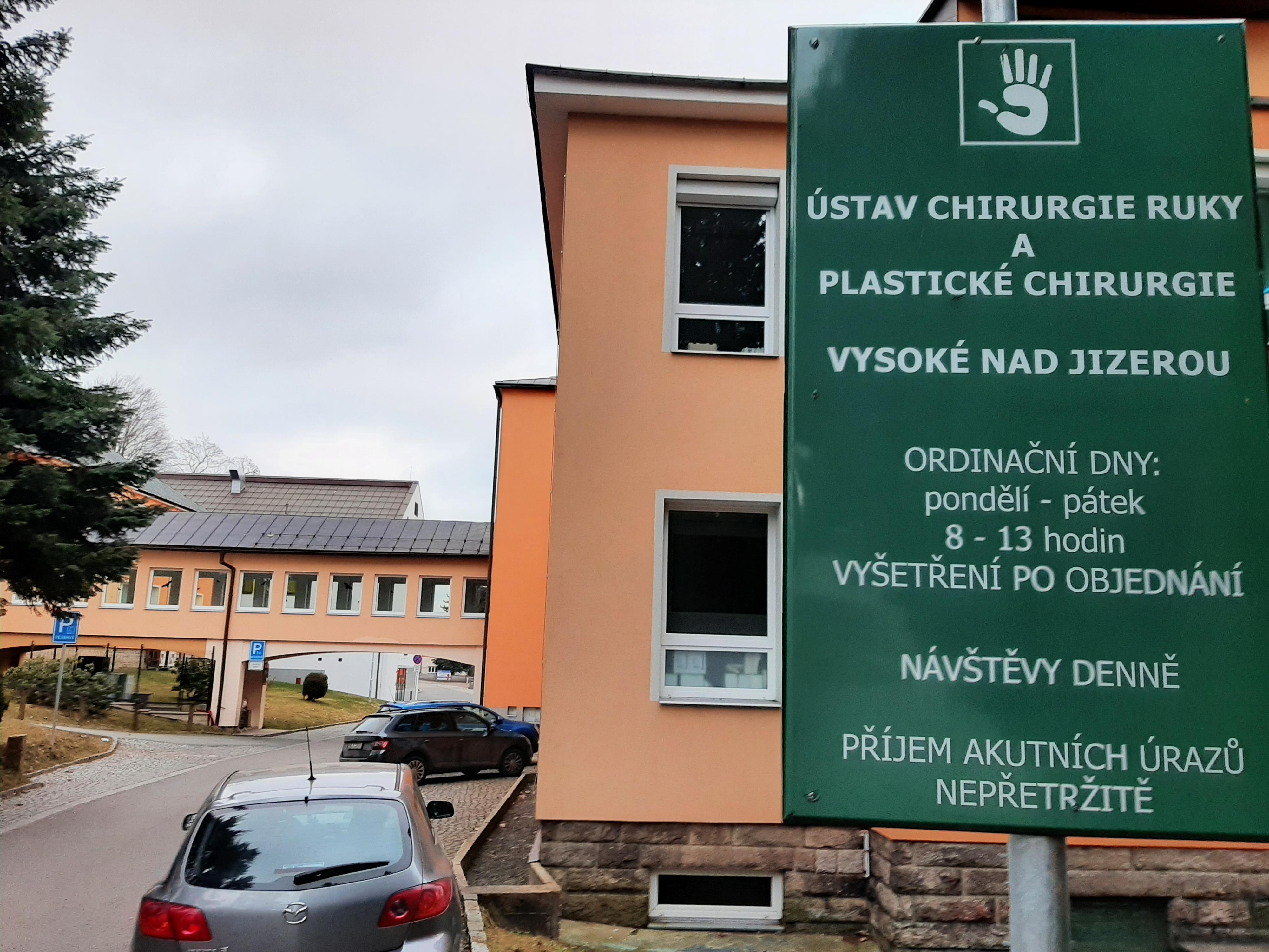 Ústav chirurgie ruky a plastické chirurgie foto 6