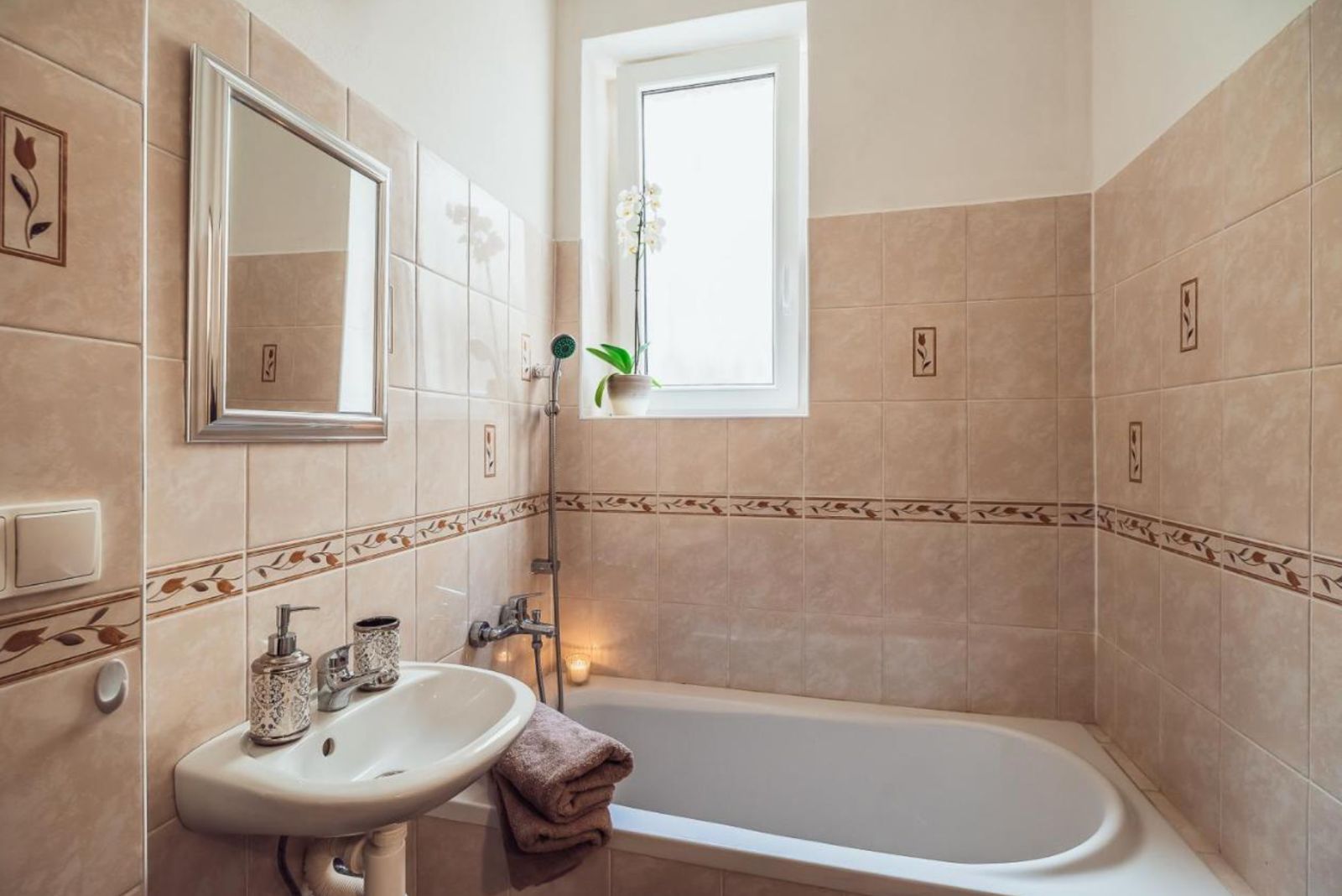 Frigli Venture s.r.o. - "Bydli s frigli" foto 3