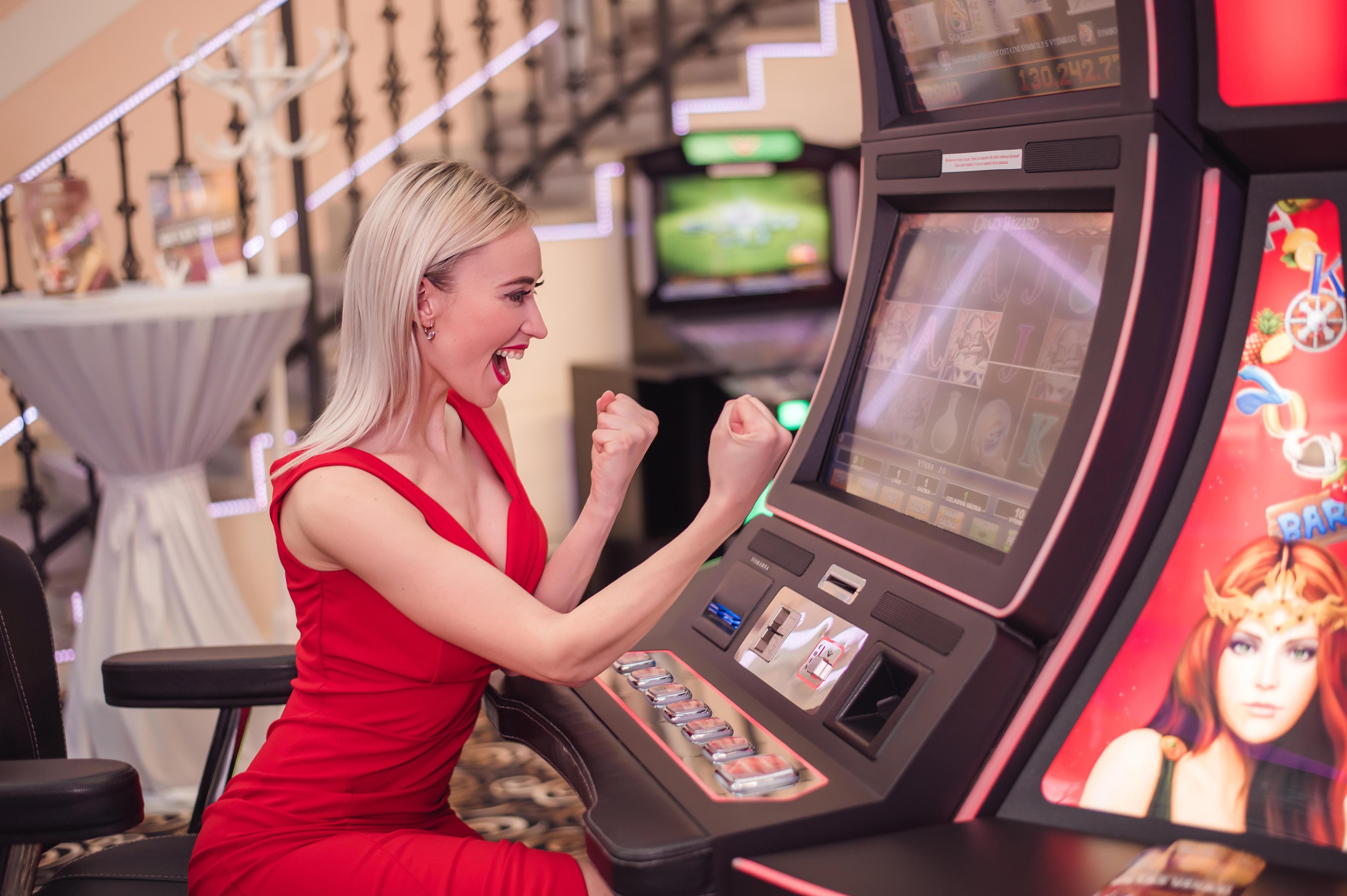 HERNA SYNOT TIP CLUB