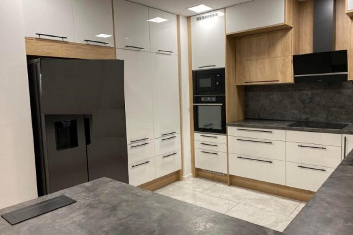 Gregovský Karel - kuchyně KOMFORT Styl s.r.o.