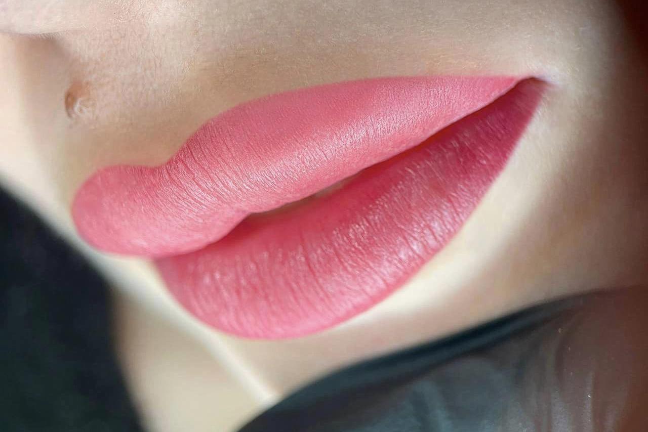 PERMANENTNÍ MAKE-UP RTŮ