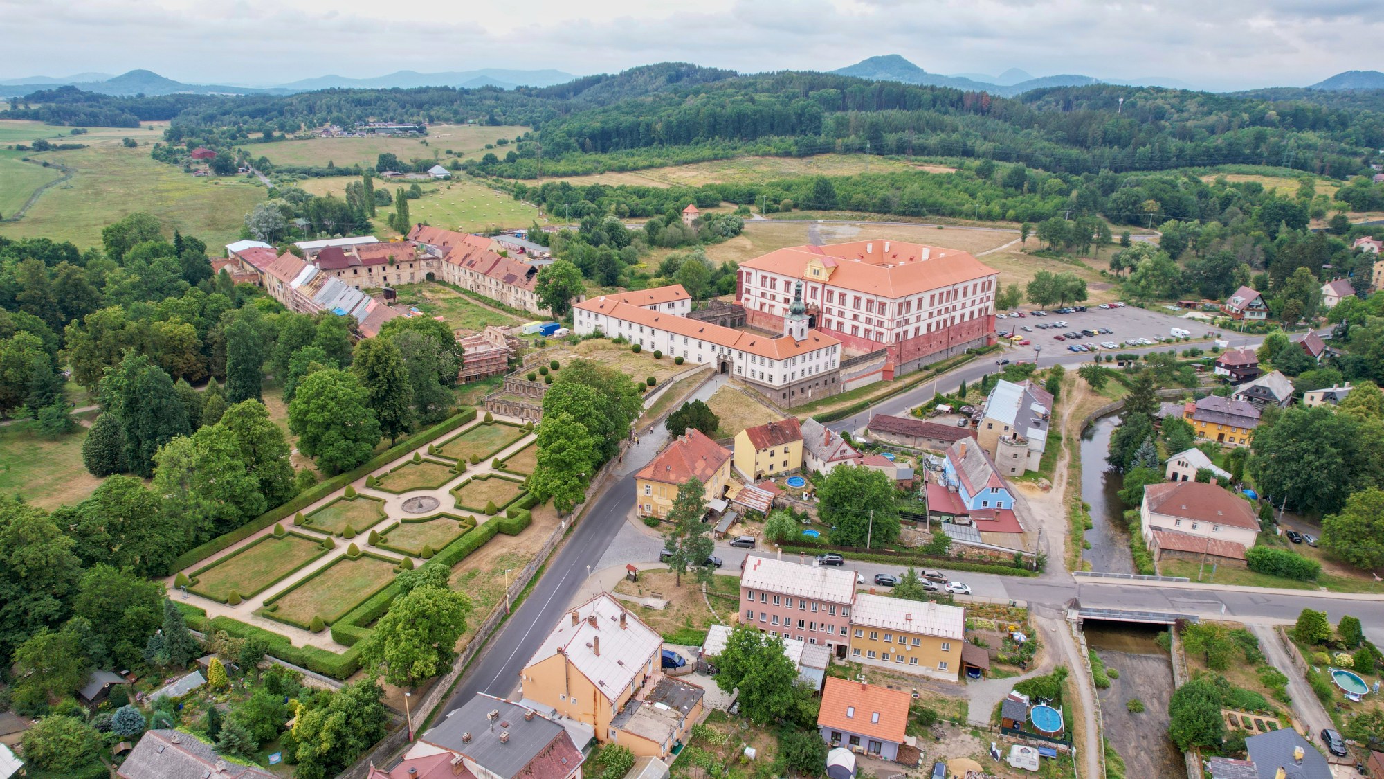 Státní zámek Zákupy foto 5