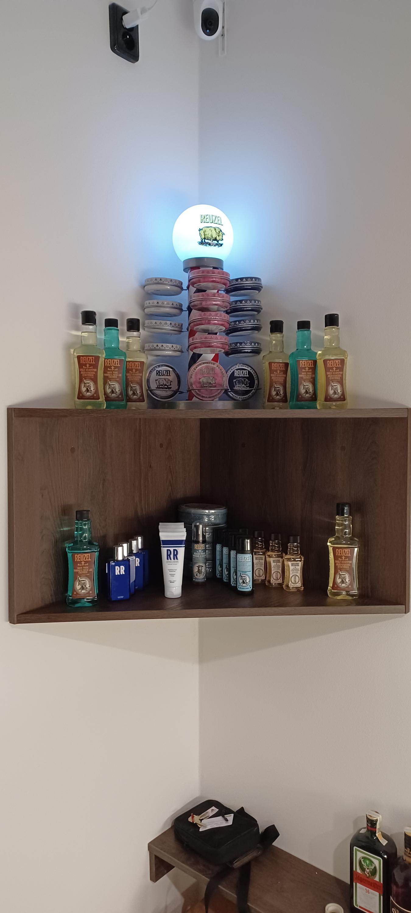 Earl’s Barbershop foto 3