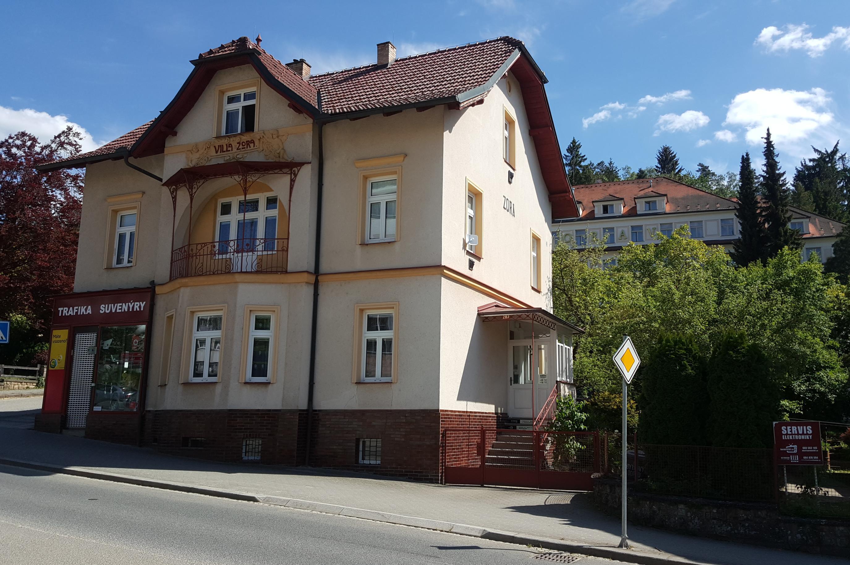 Keyboardservis - opravy klávesových nástrojů