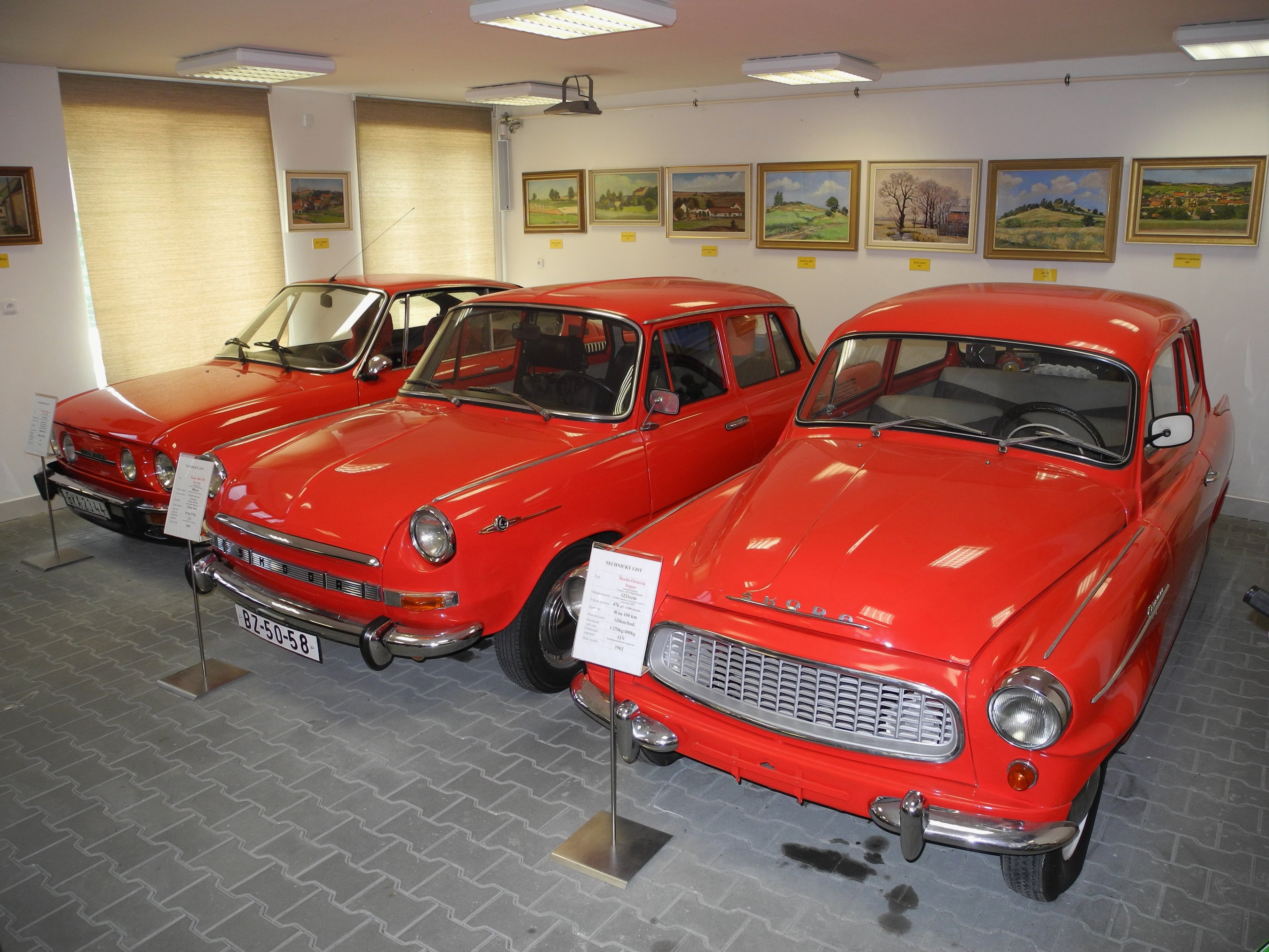 Muzeum historických vozidel foto 6