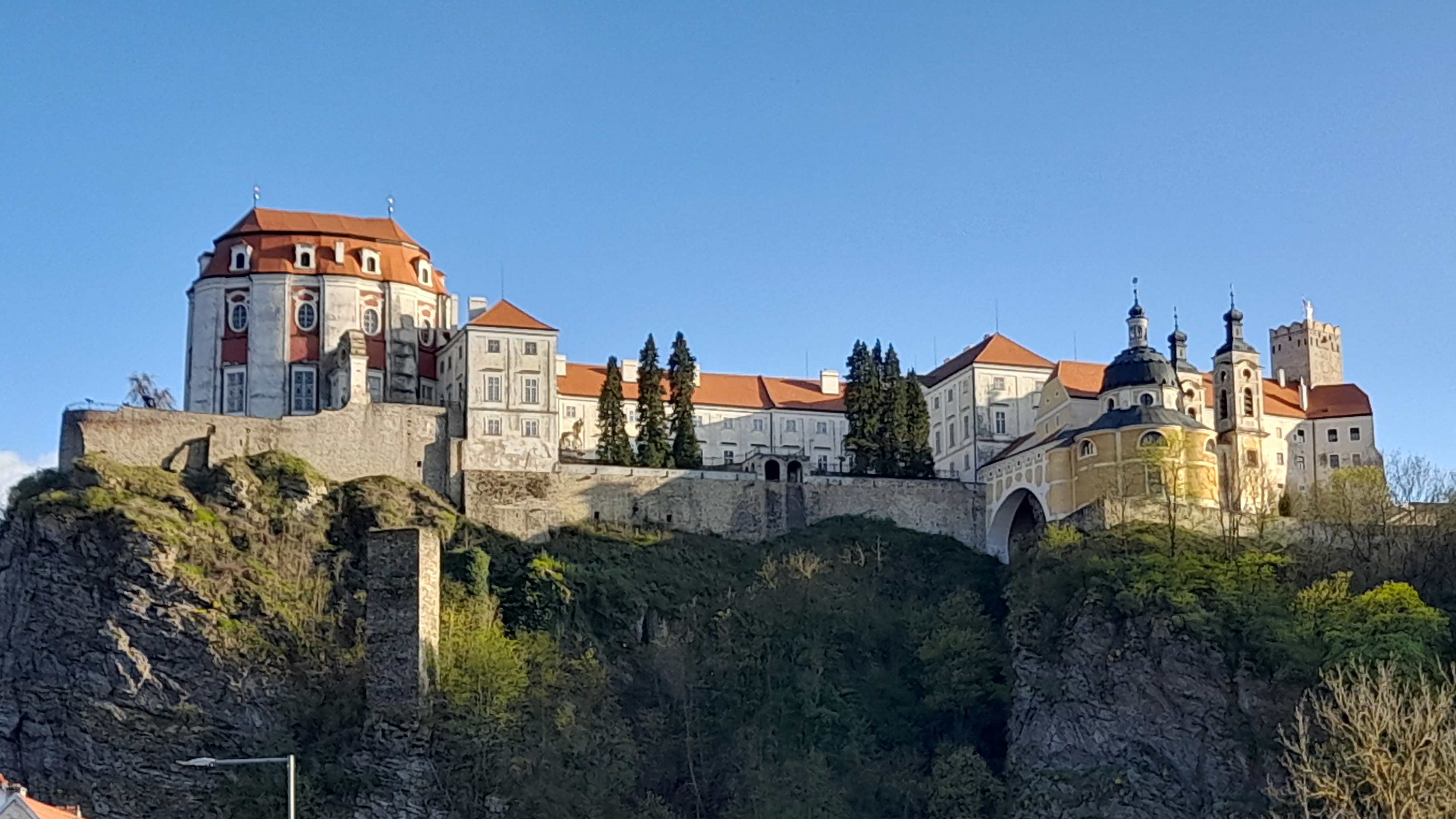 Státní zámek Vranov nad Dyjí foto 2