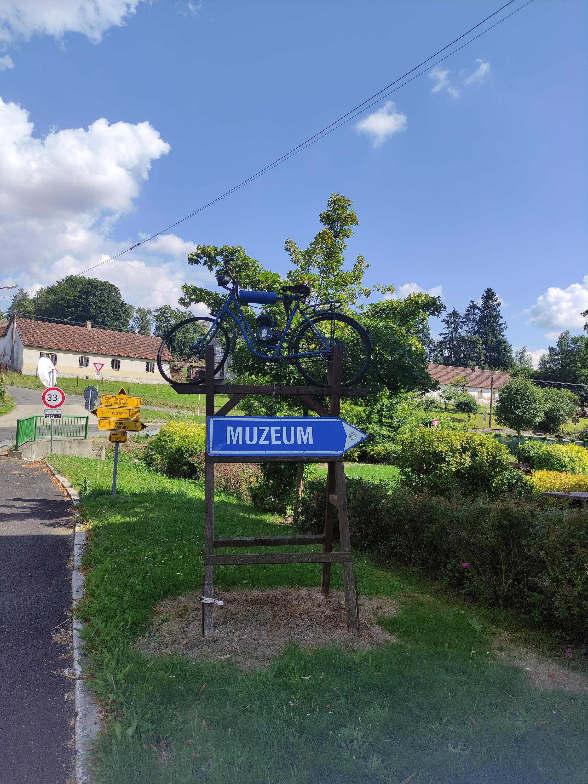 Muzeum motorových kol Horní Radouň foto 6