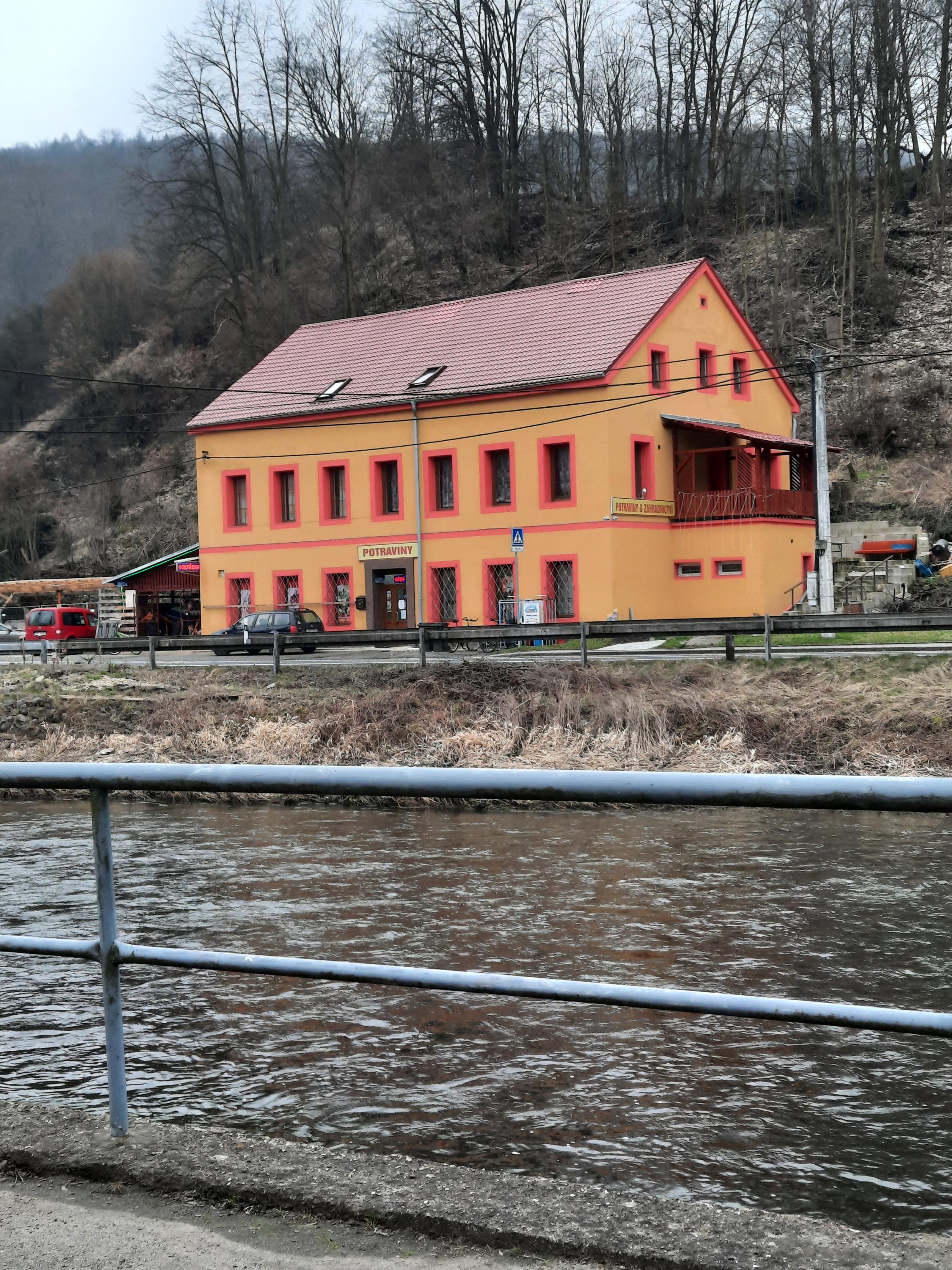 Potraviny a zahradnictví foto 2