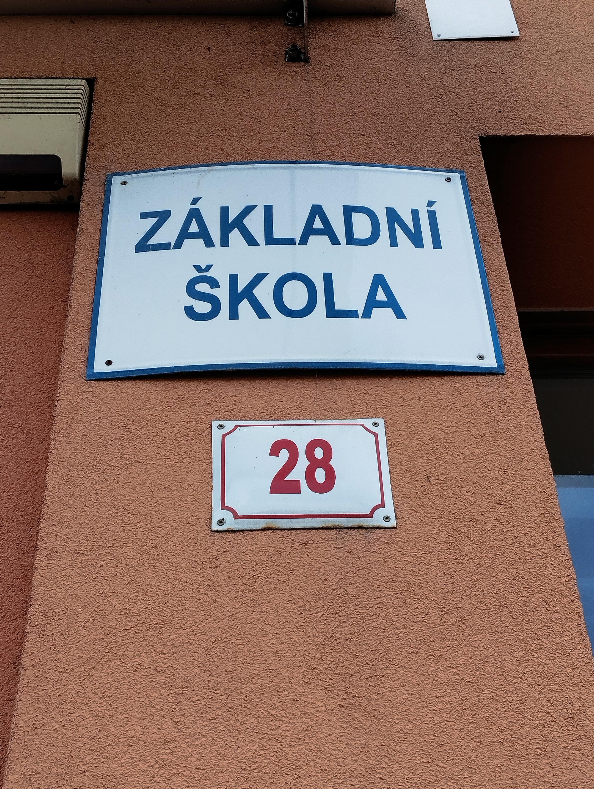 ZŠ Měrovice nad Hanou foto 3