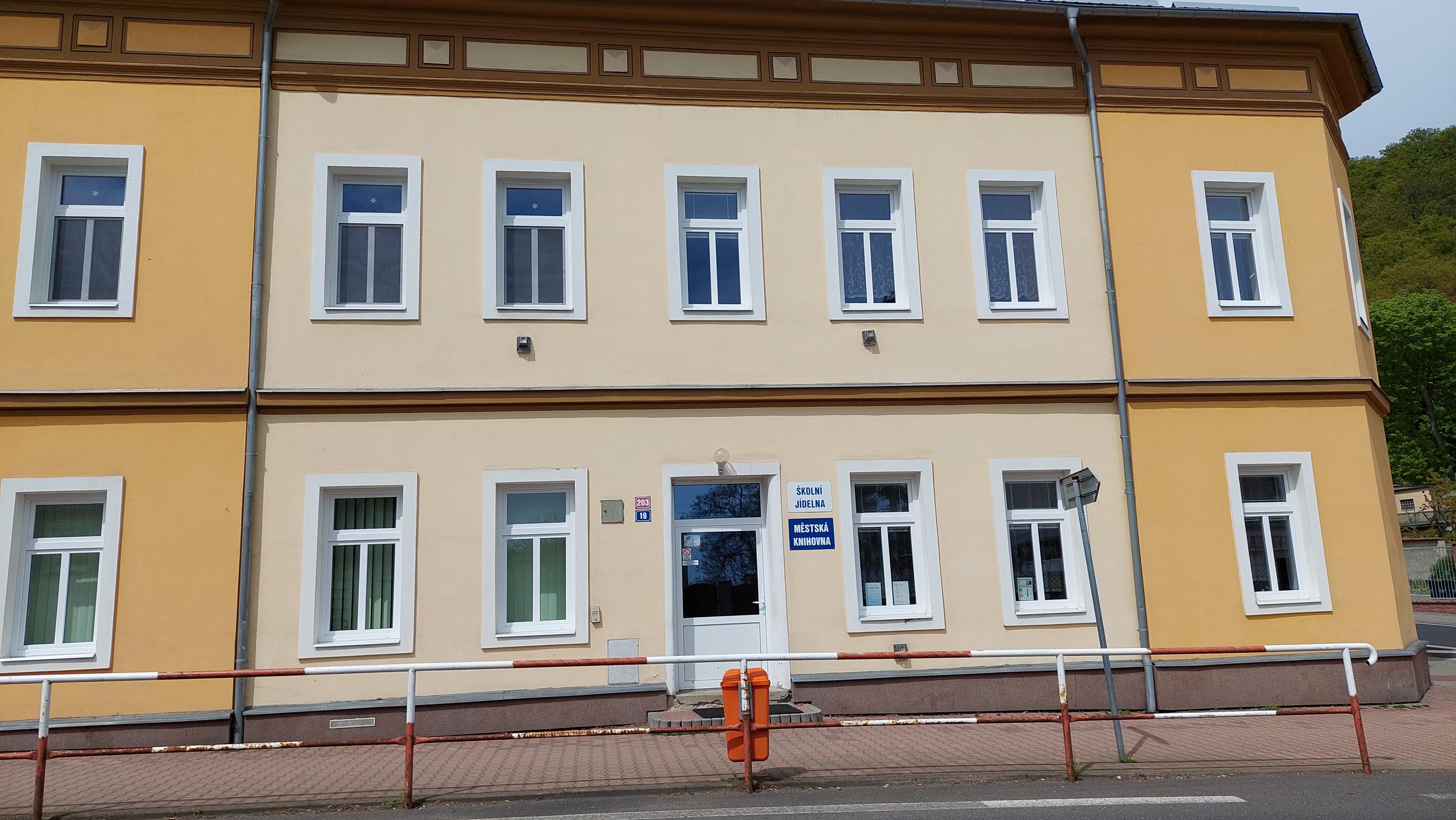 Městská knihovna Dubí