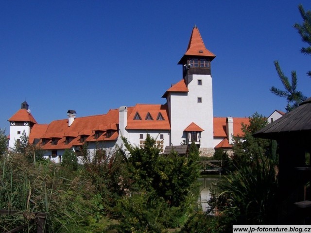 Hrad Červený Újezd - muzeum foto 3