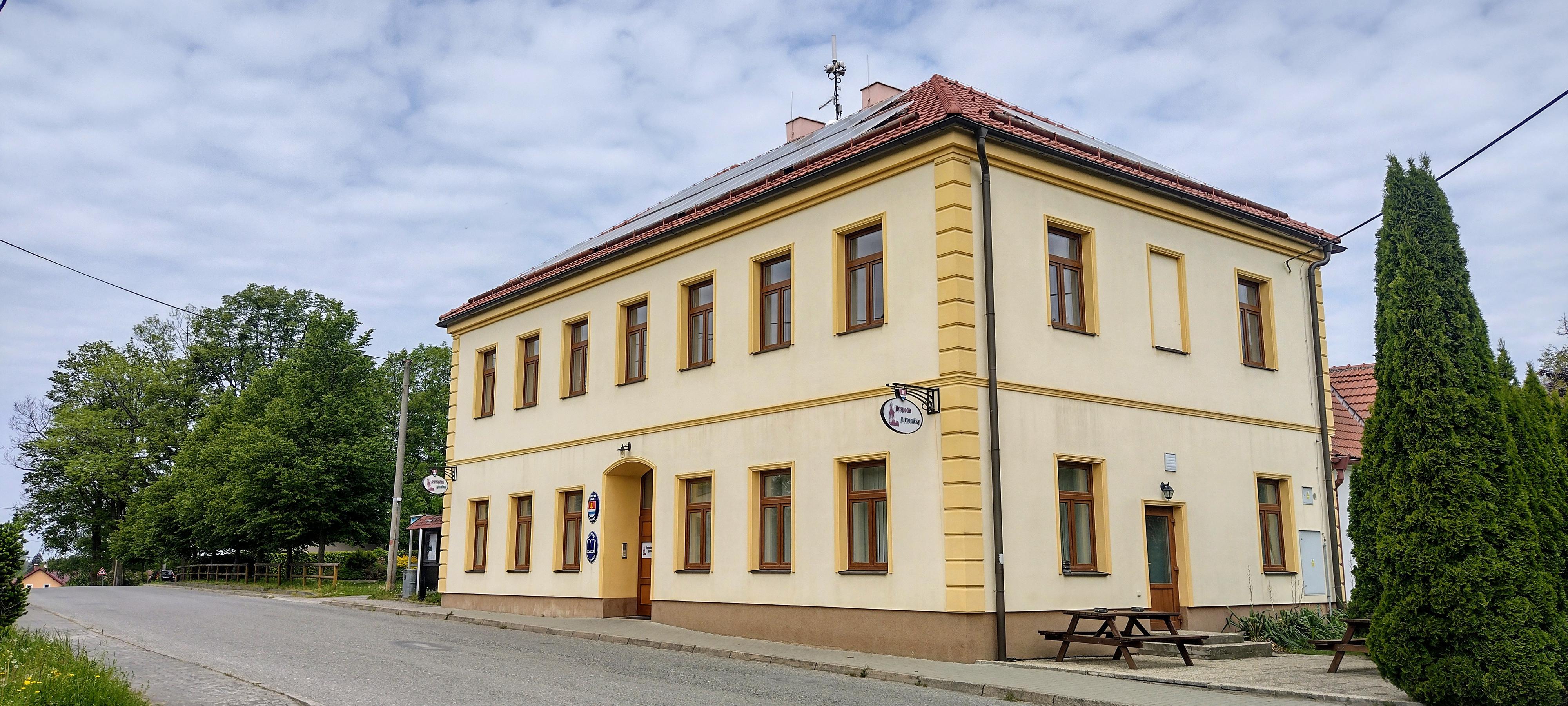 Jarošov - obecní úřad