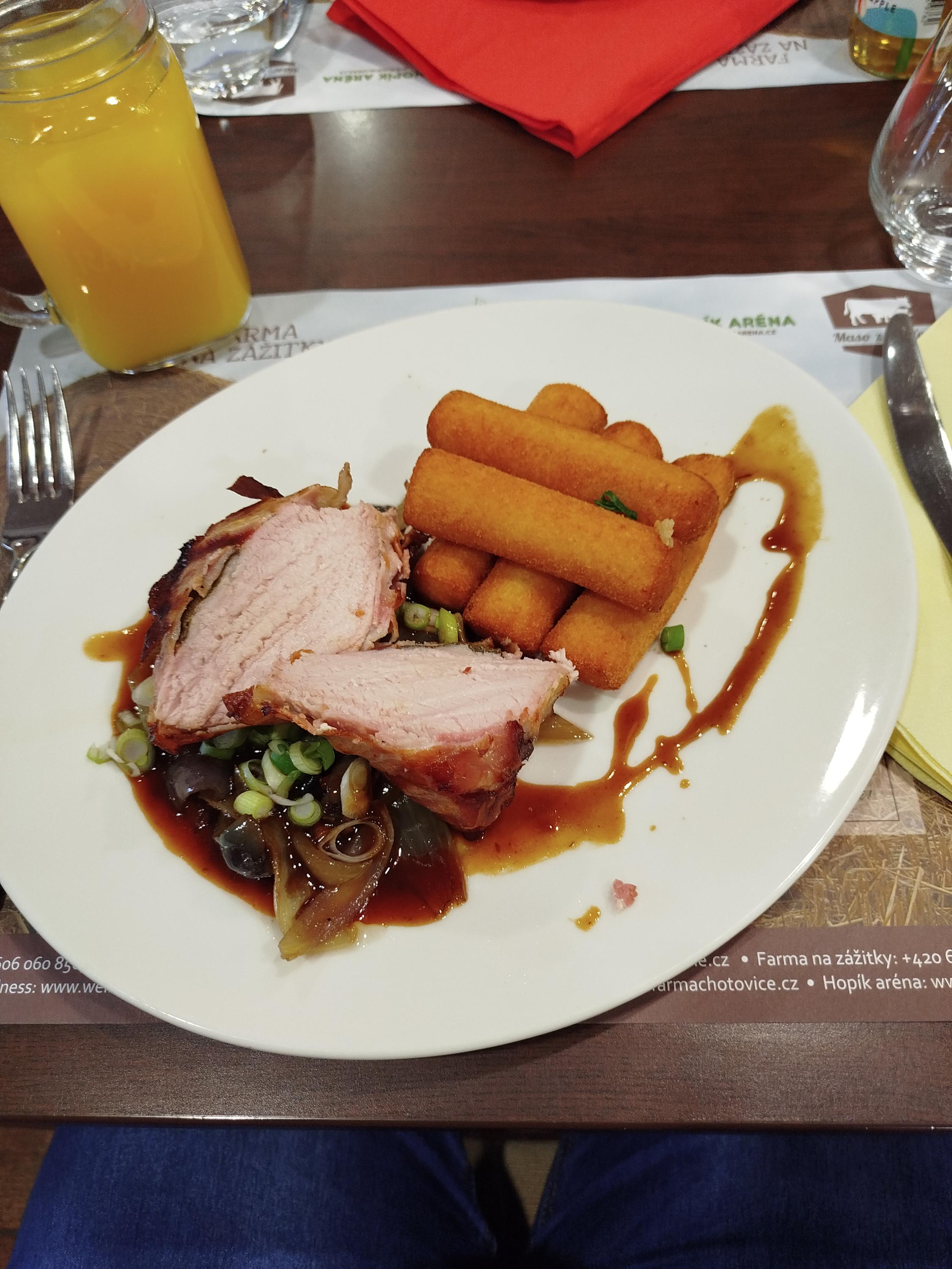 Hotel na Farmě - restaurace