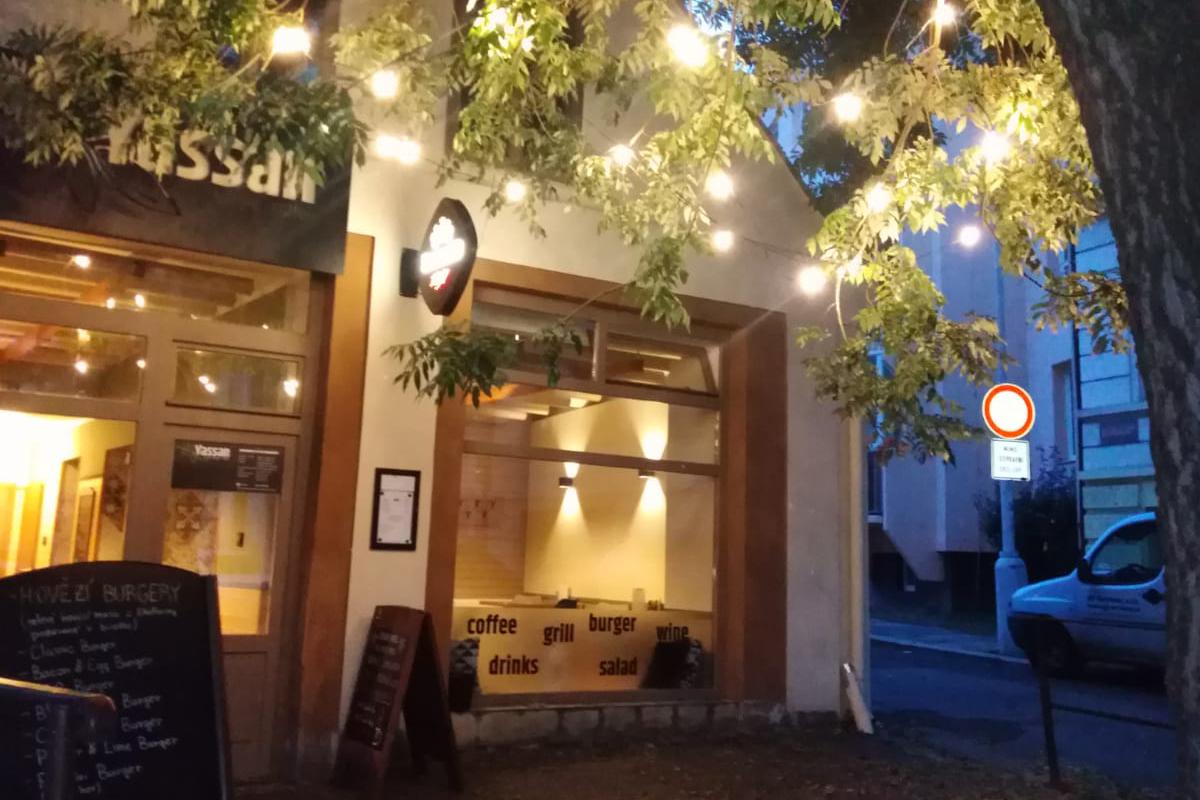 Yassan Bistro