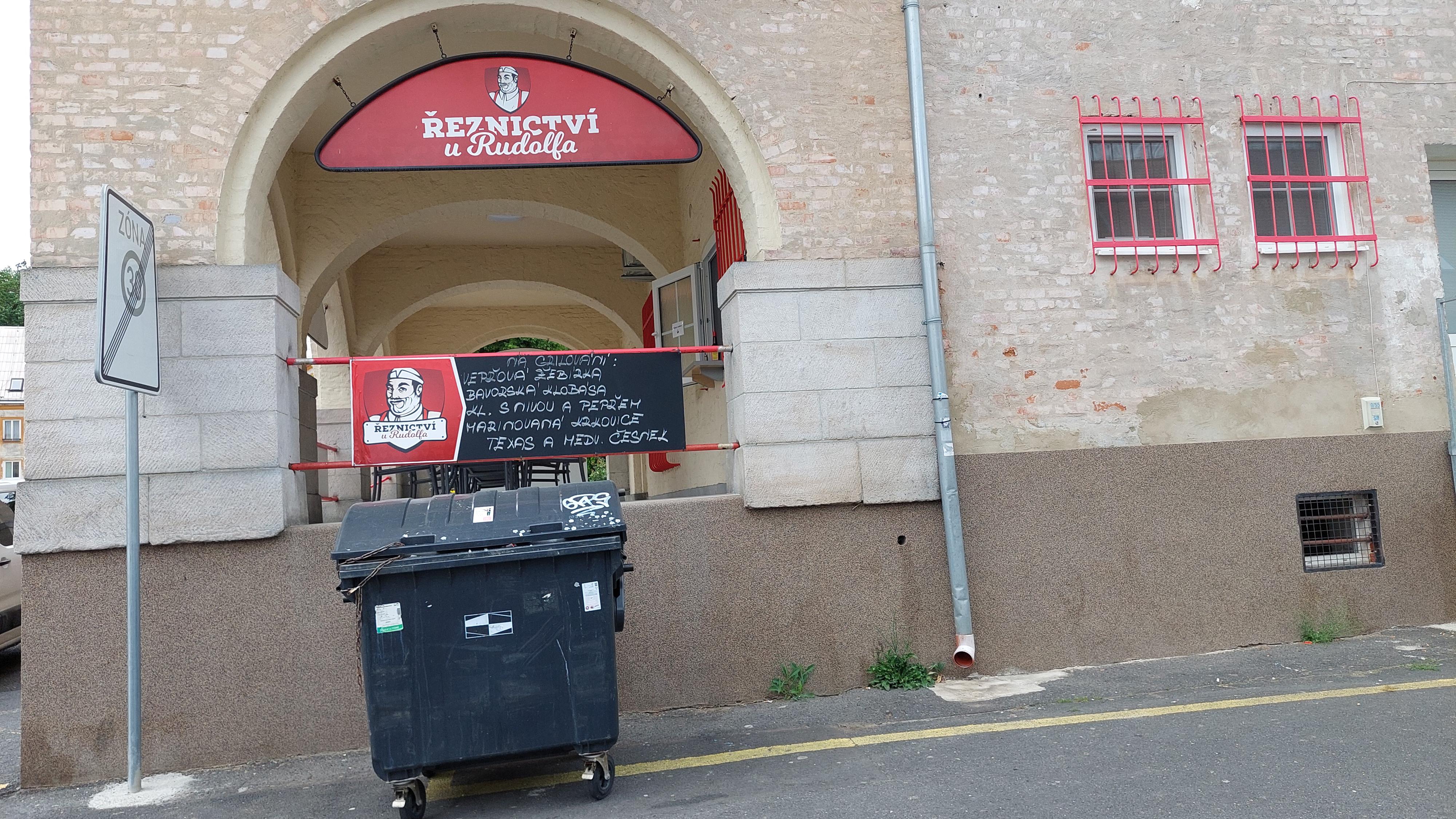 RS Maso CZ, s.r.o. - Řeznictví u Rudolfa foto 4