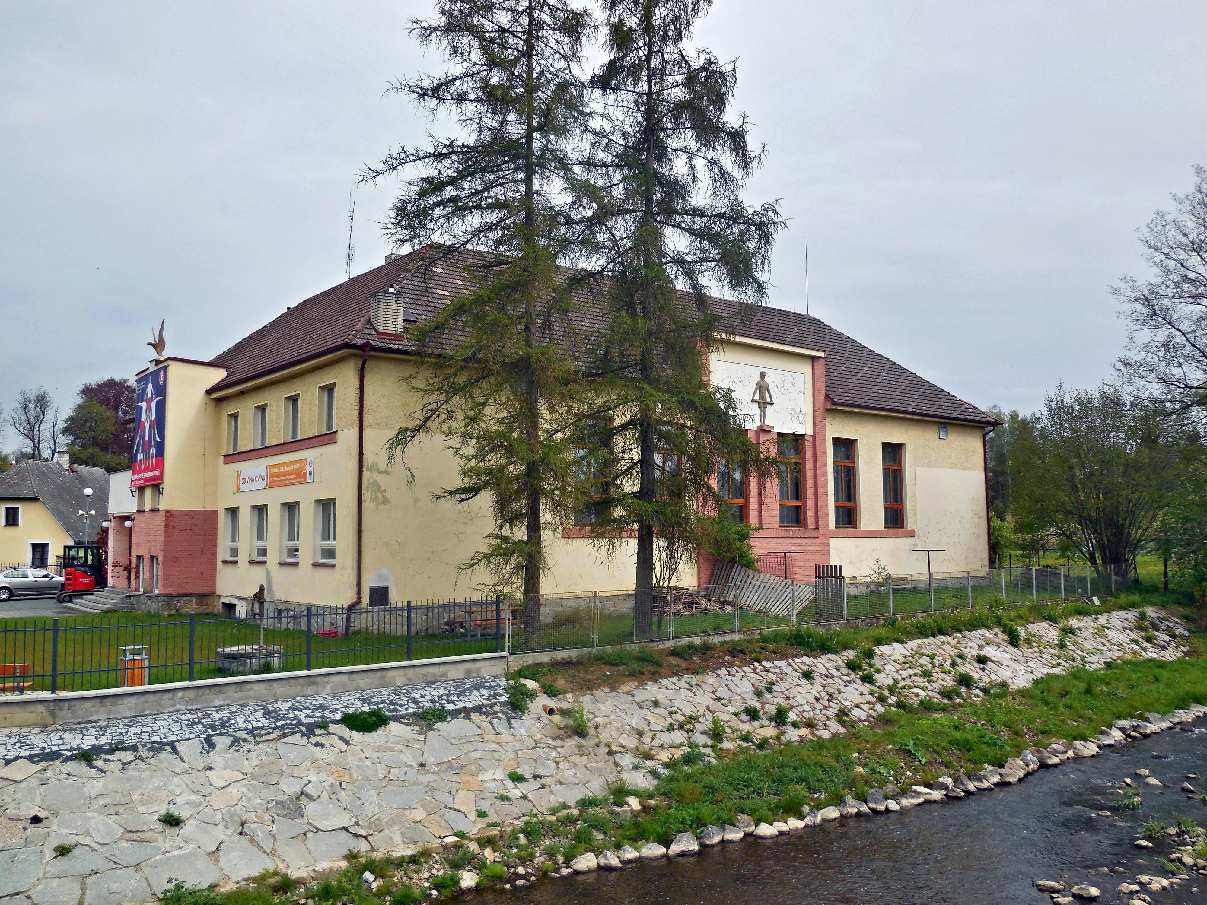 Tělocvičná jednota Sokol Spálené Poříčí