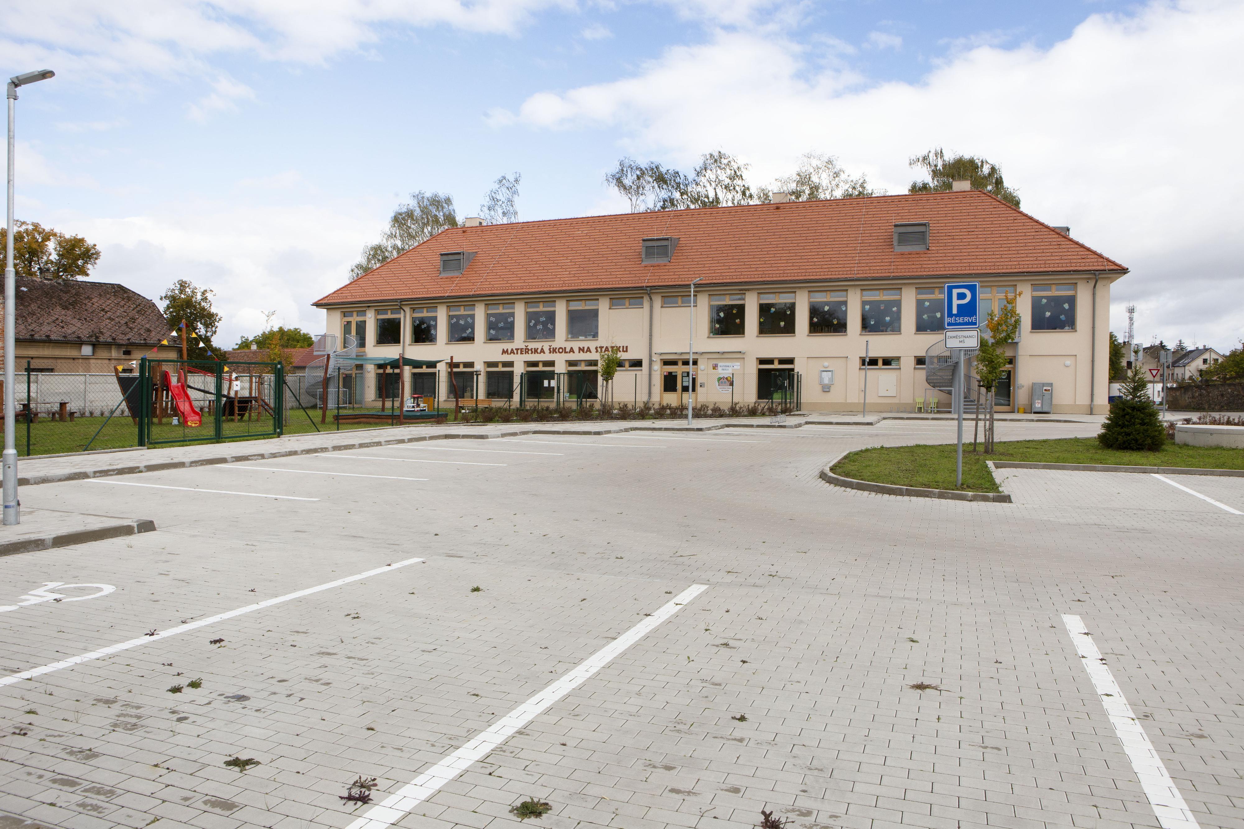 MATEŘSKÁ ŠKOLA NA STATKU foto 2