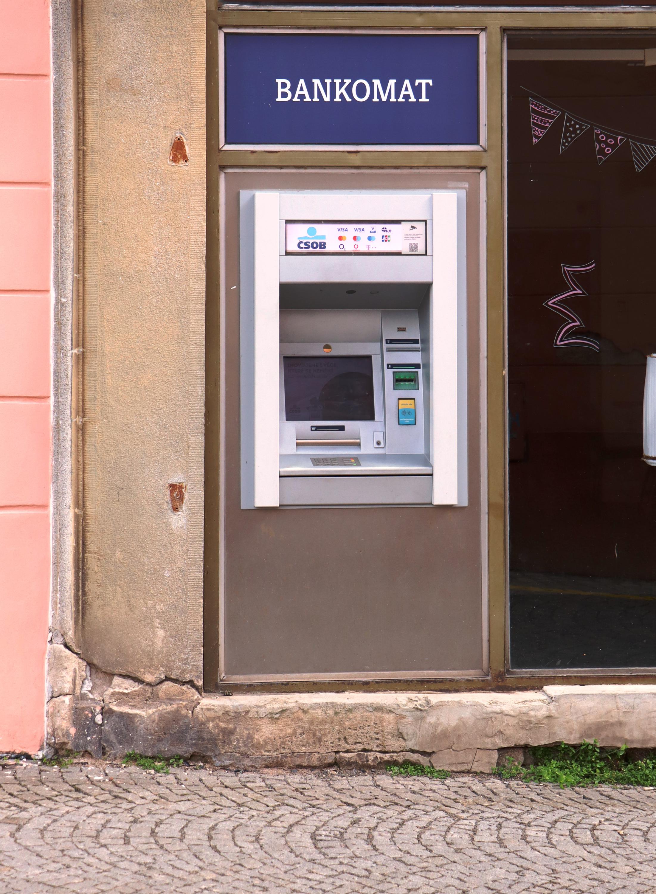 Bankomat ČSOB foto 2