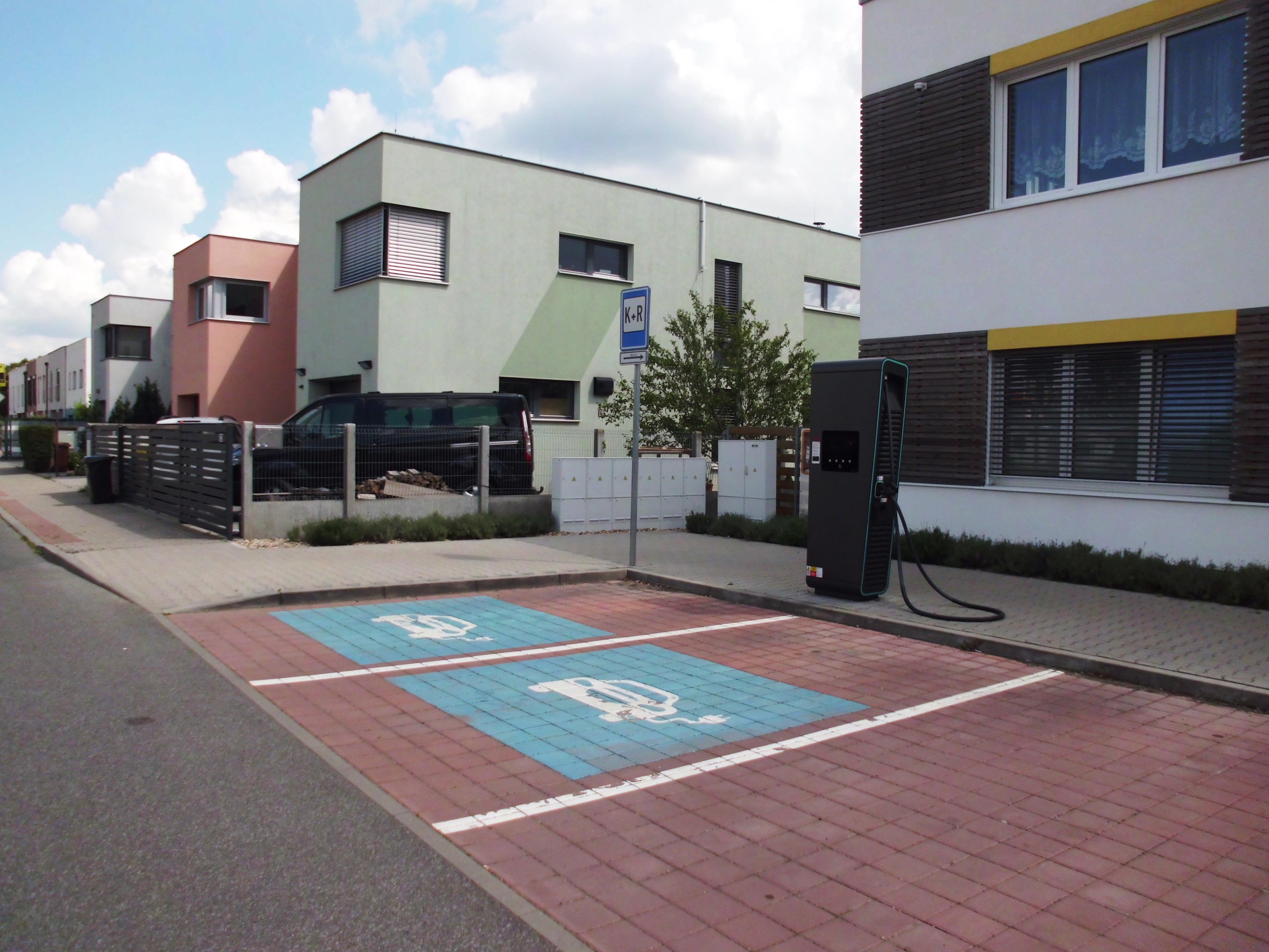 Dobíjecí stanice E.ON foto 2