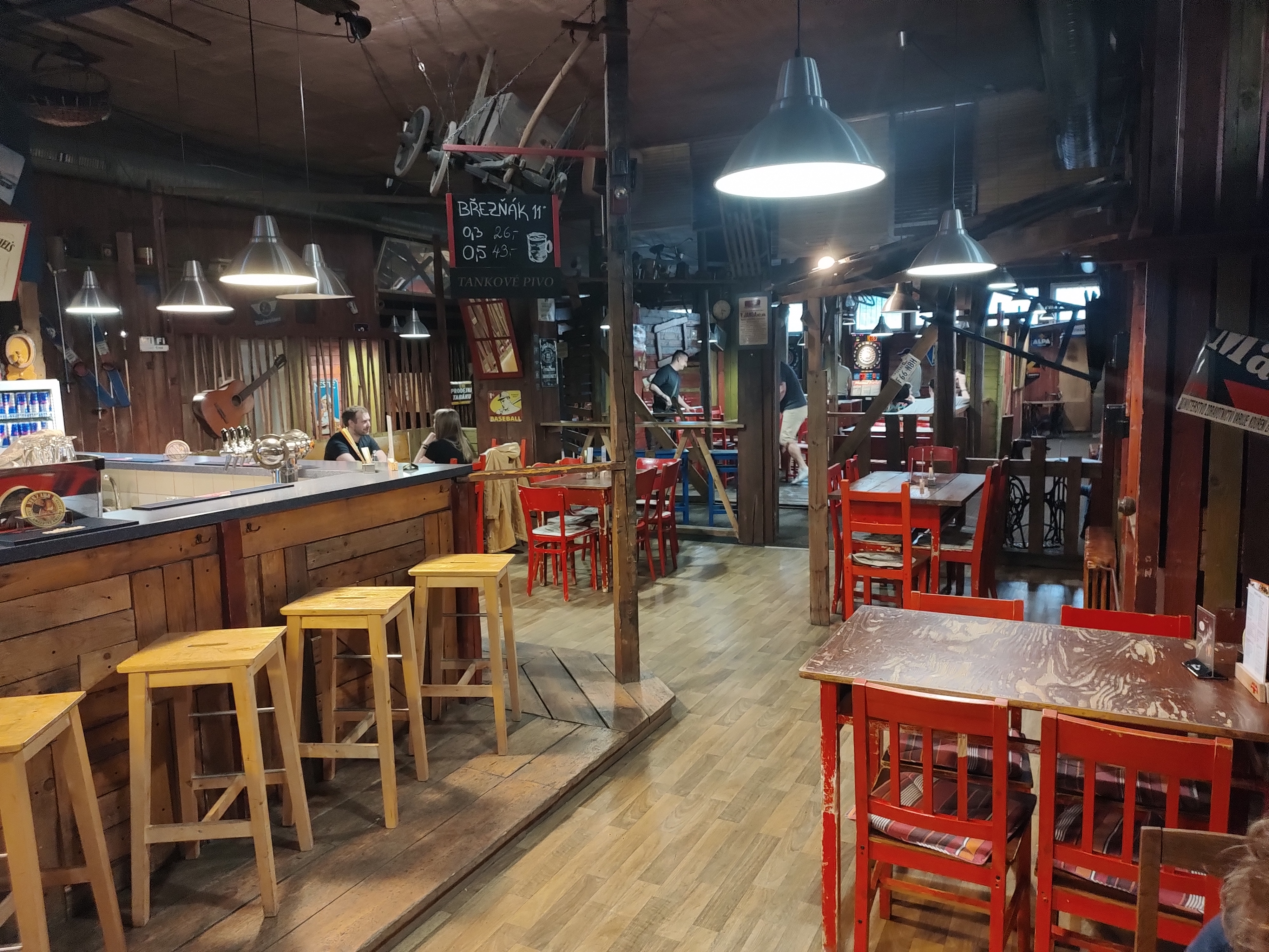 Bar Vozejk foto 2
