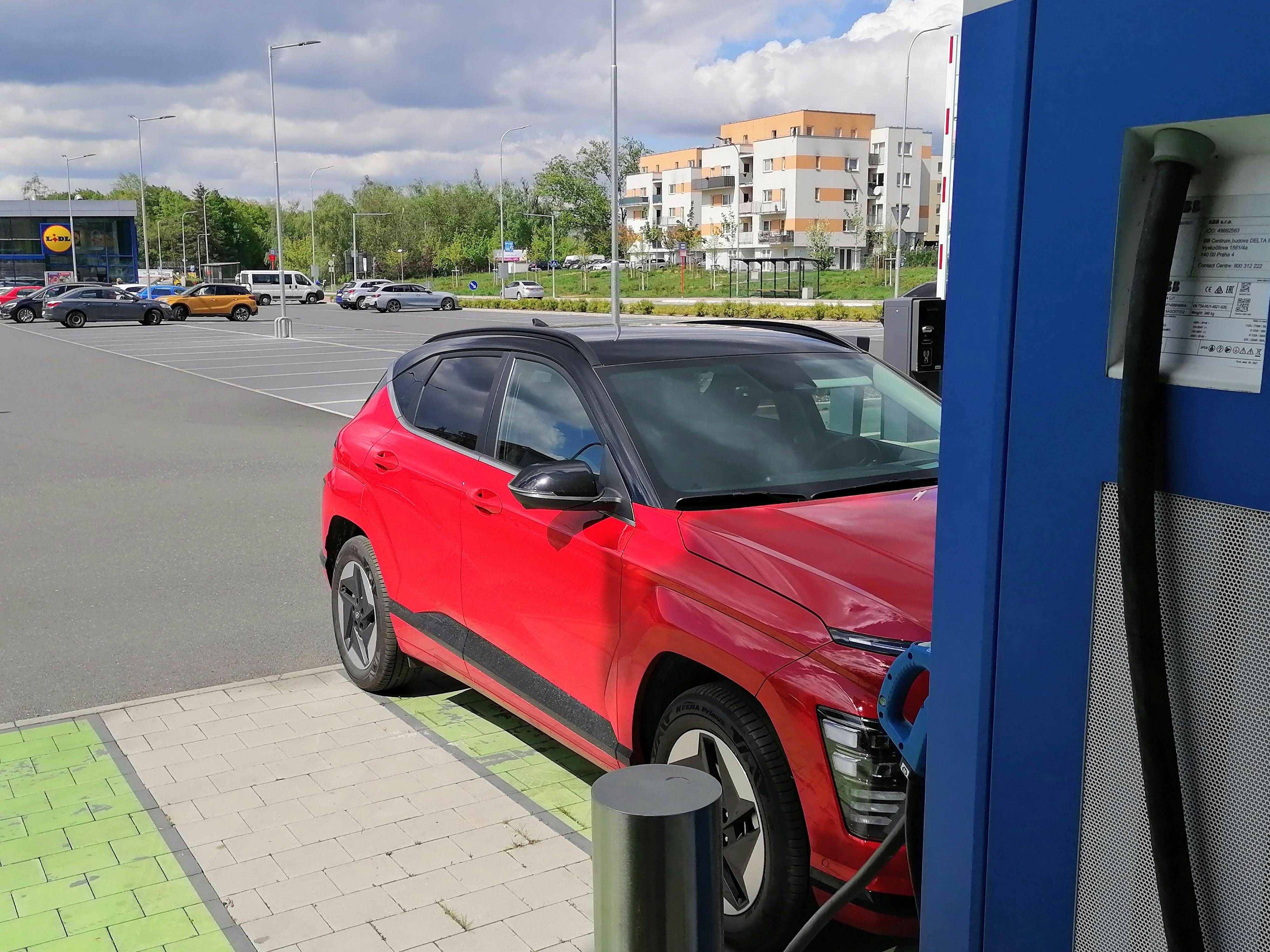 Nabíjecí stanice Lidl foto 2