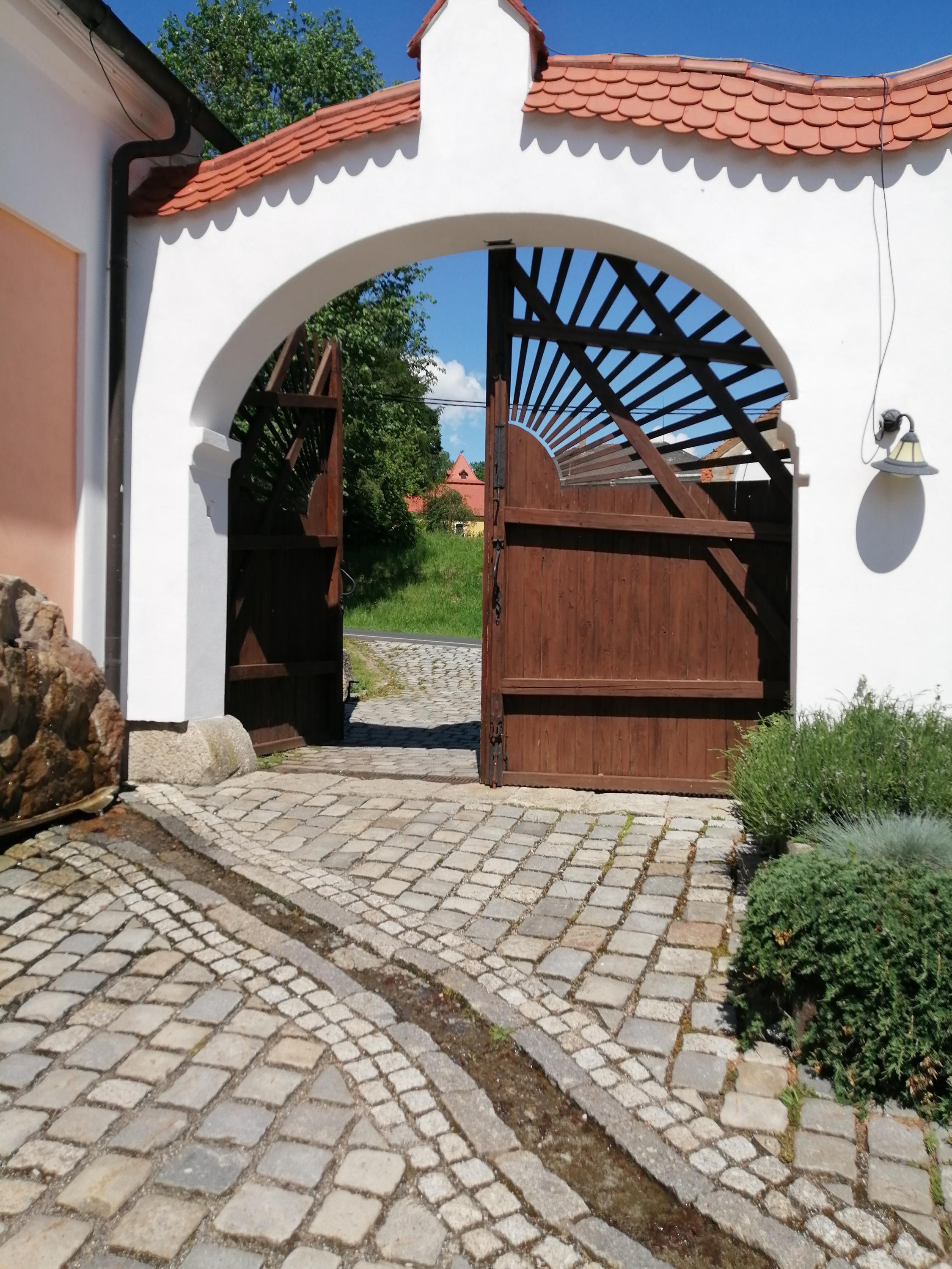 Restaurace U Špejcharu foto 3