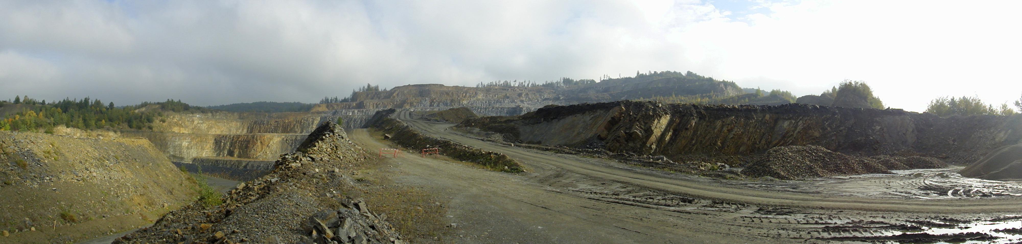 EUROVIA Kamenolomy a.s. - Lom Jakubčovice foto 2