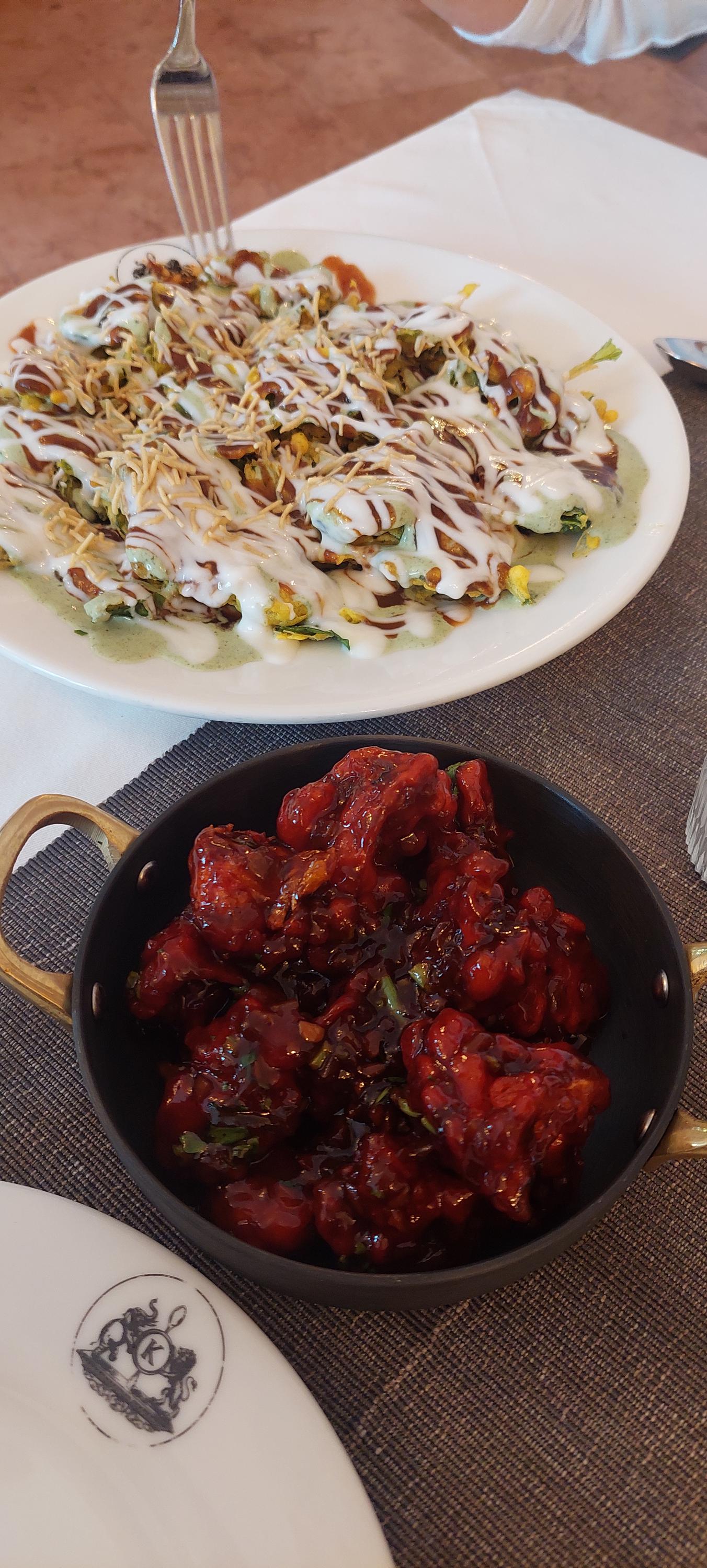 K The Two Brothers Restaurant foto 4