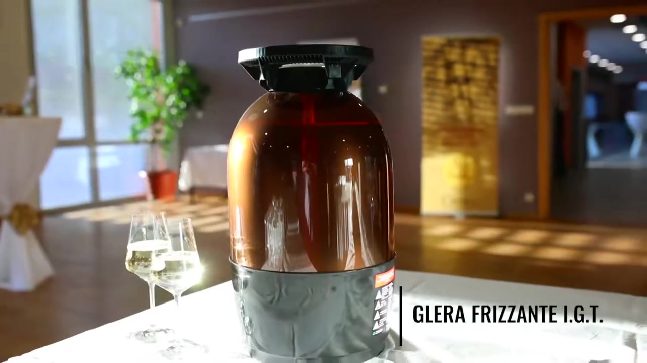 Decante.cz foto 2 (náhled videa)