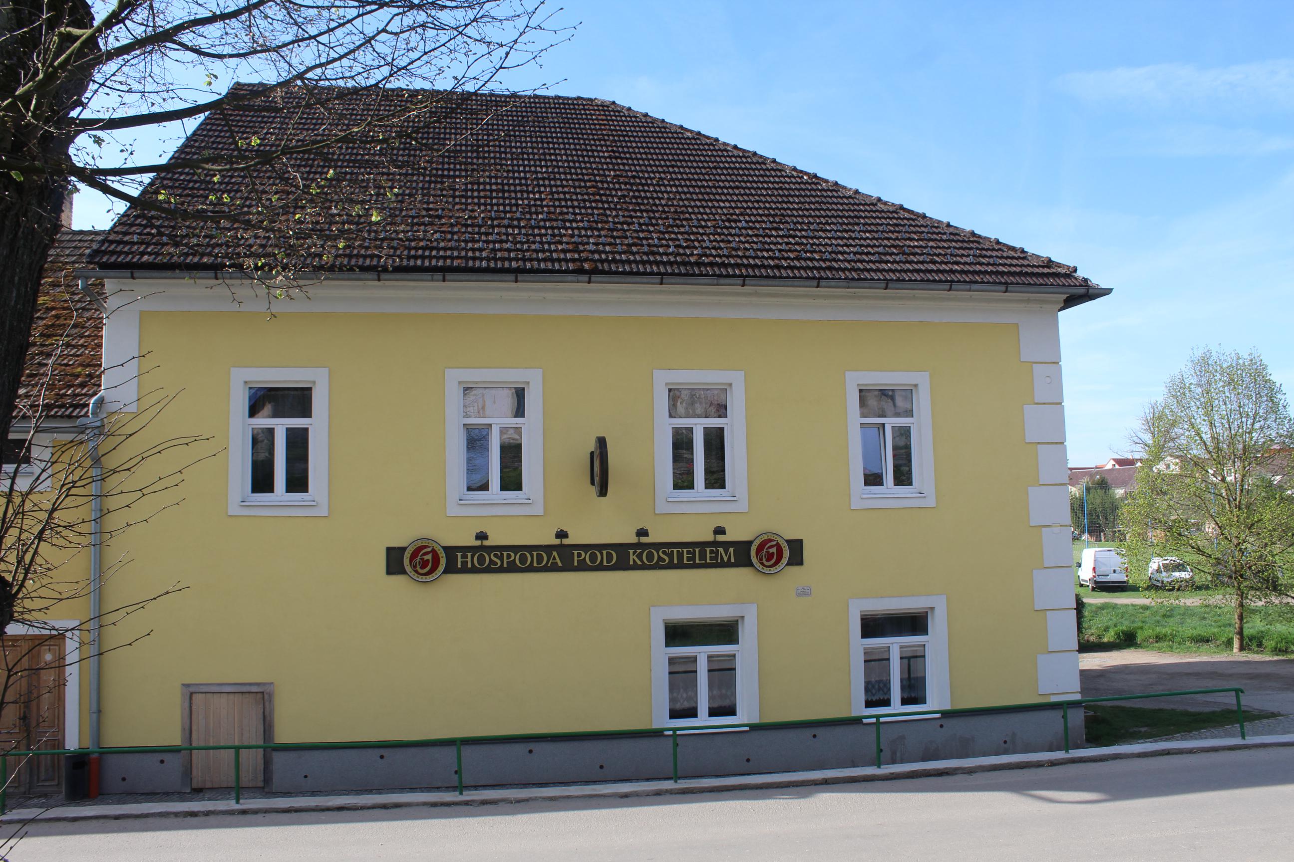 Hospoda pod Kostelem foto 4