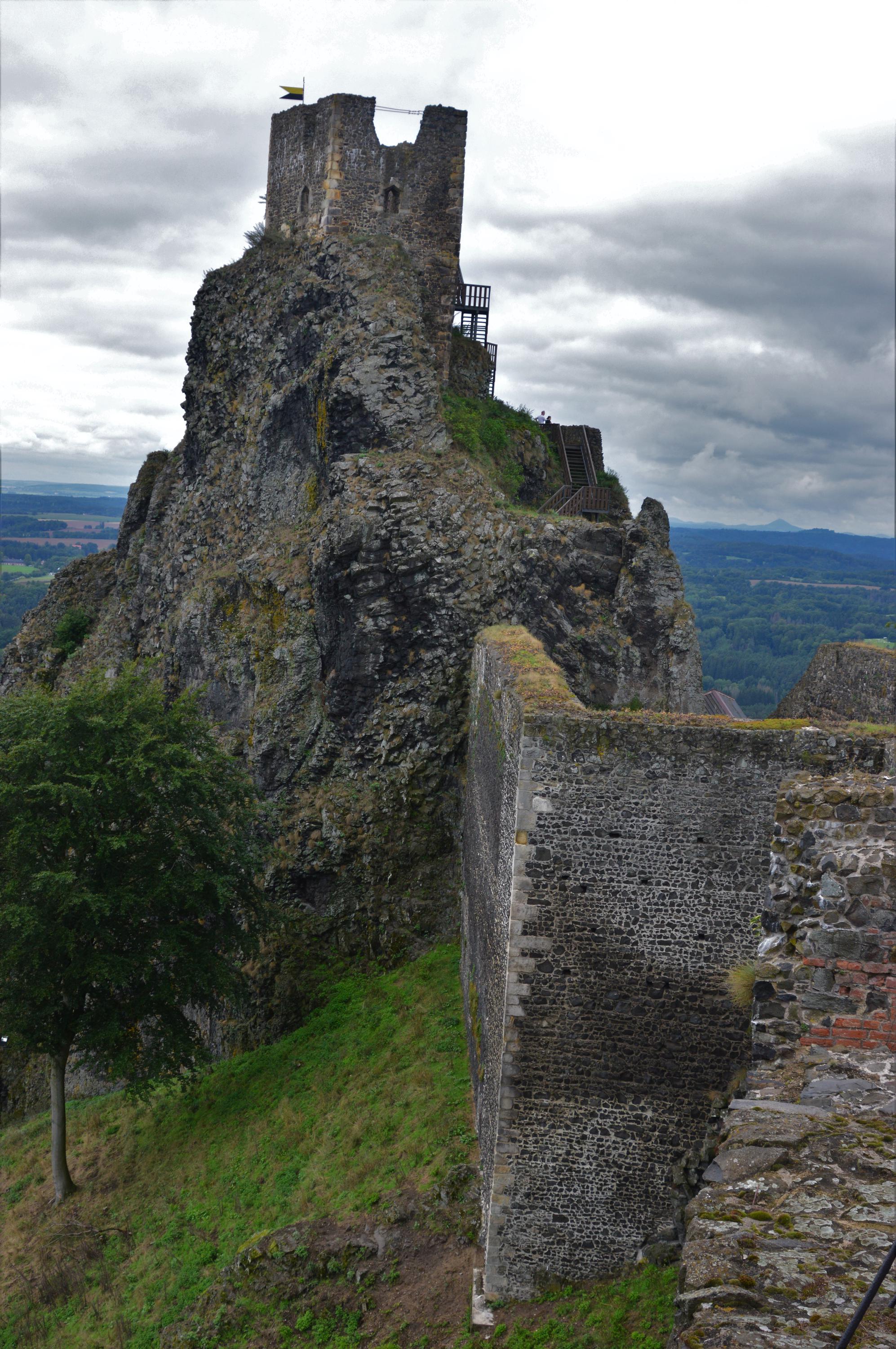 Státní hrad Trosky foto 3