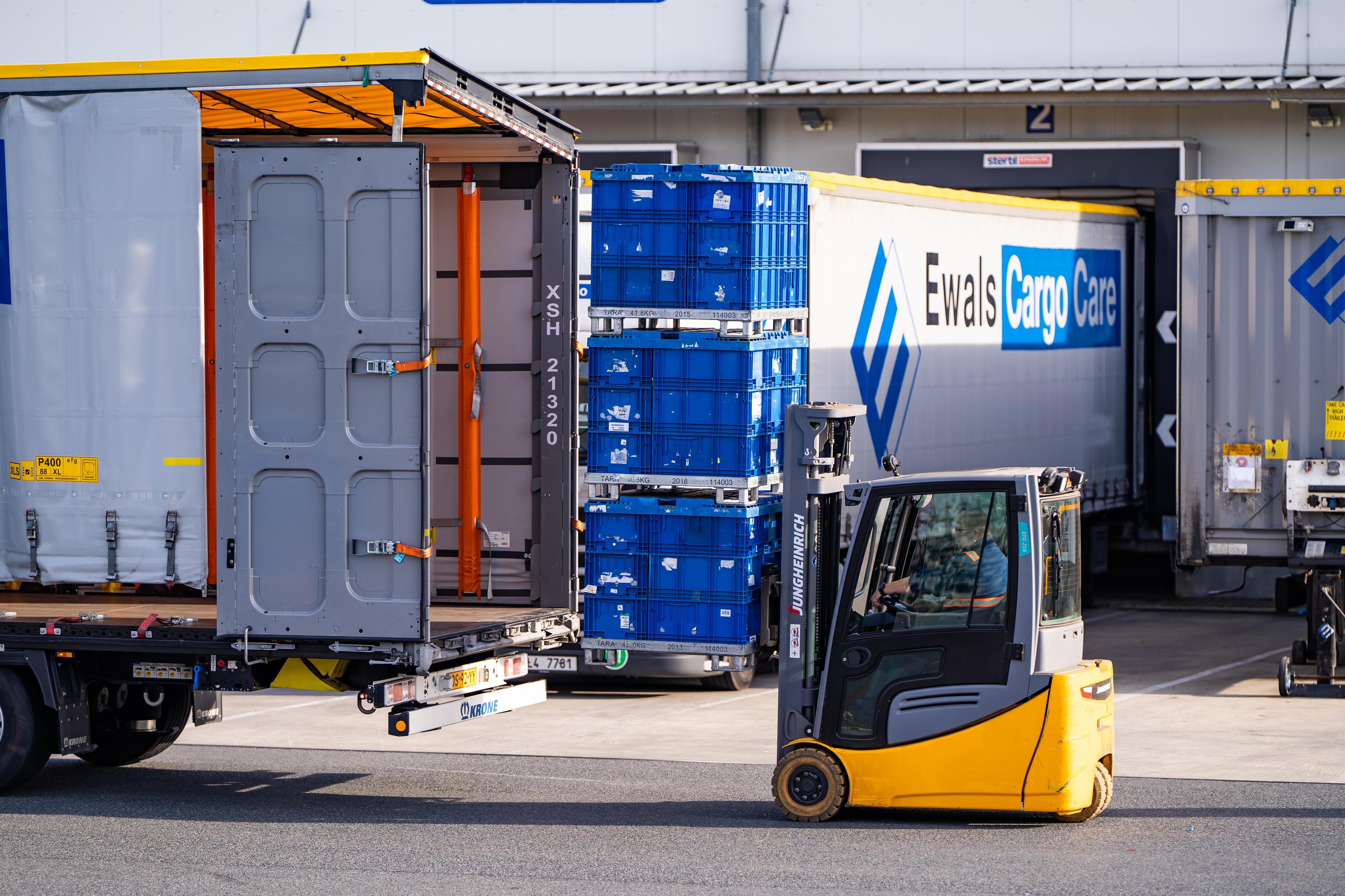 EWALS CARGO CARE - Logistika foto 4