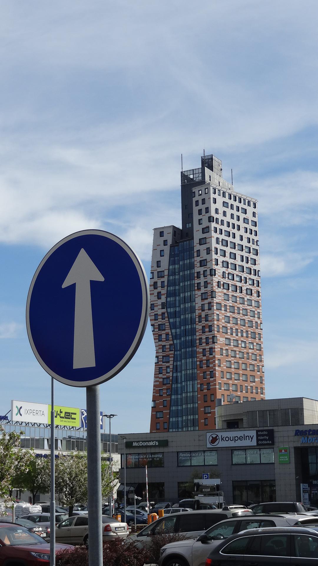 N Tower, a.s. foto 2