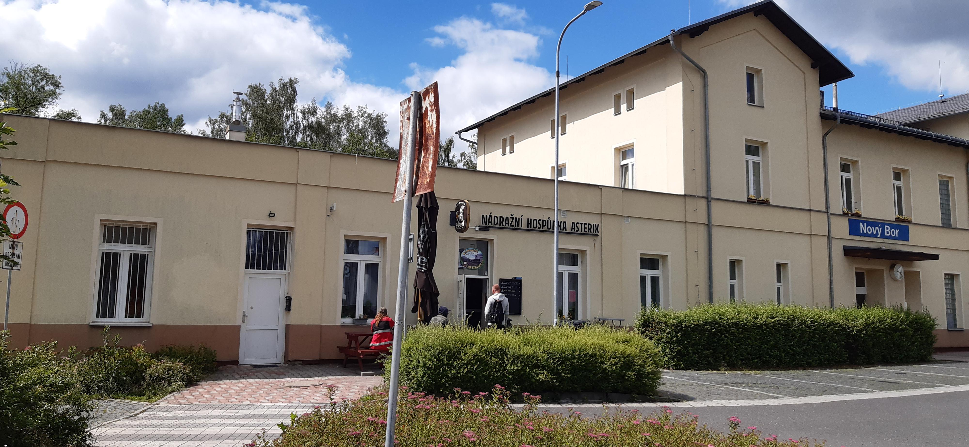 Nádražní hospůdka Asterix foto 2