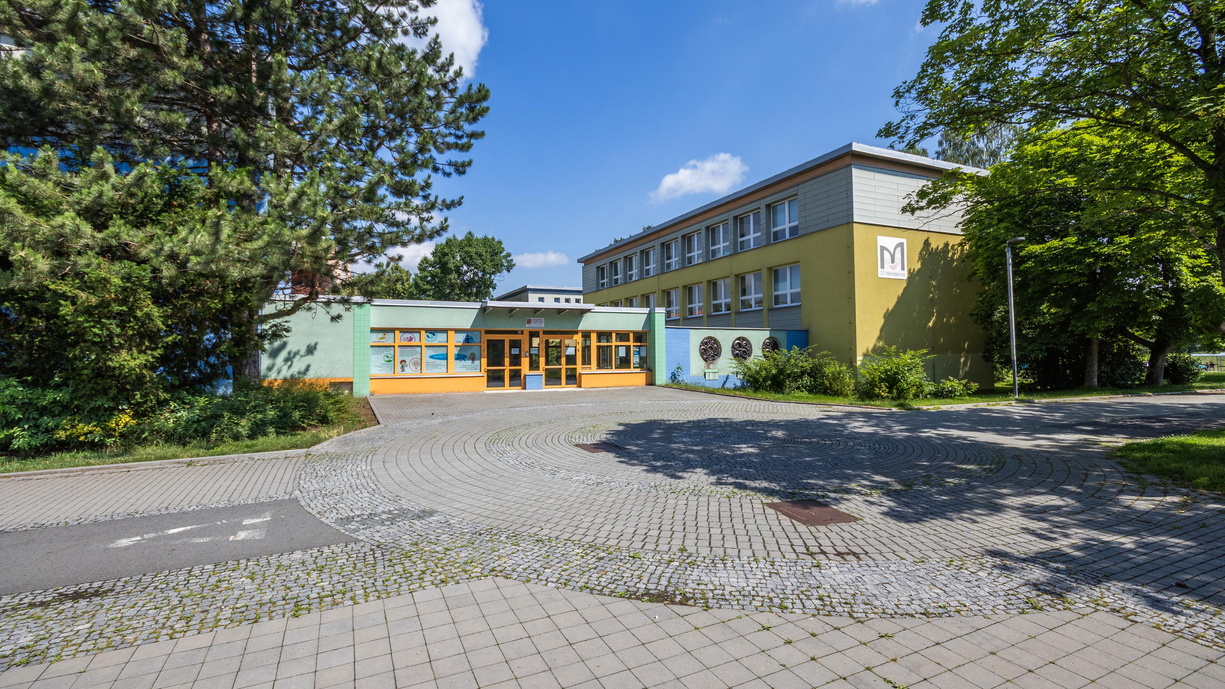 ZŠ Mendelova, Karviná foto 5